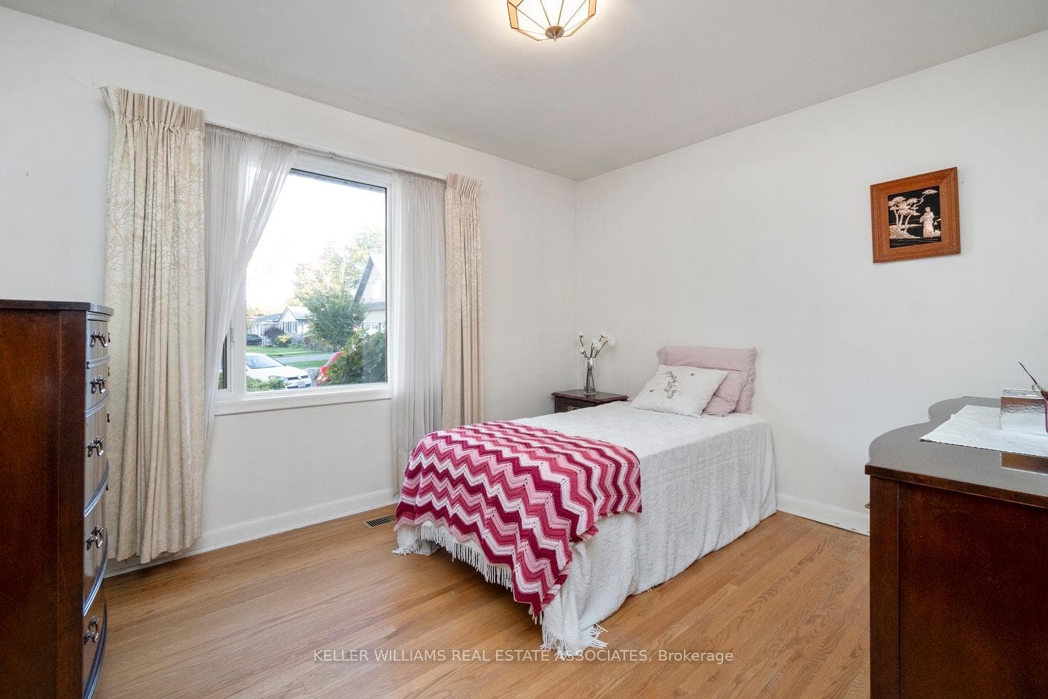118 Wakefield Road photo 20