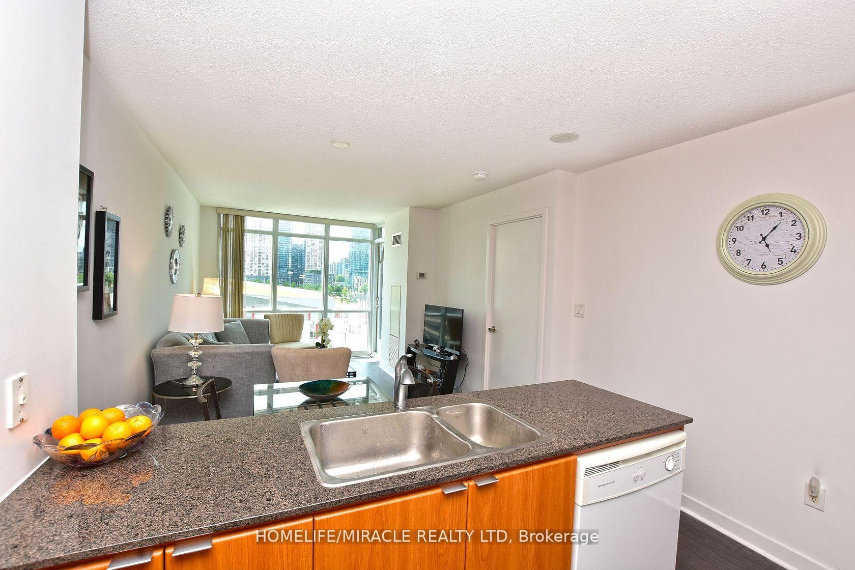 11 Brunel Court Unit 802 photo 4
