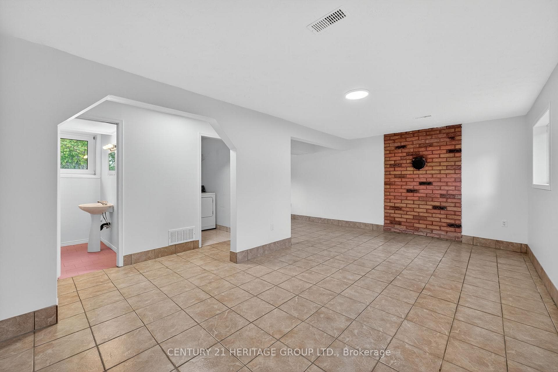 1087 County Rd 42 N/A photo 36