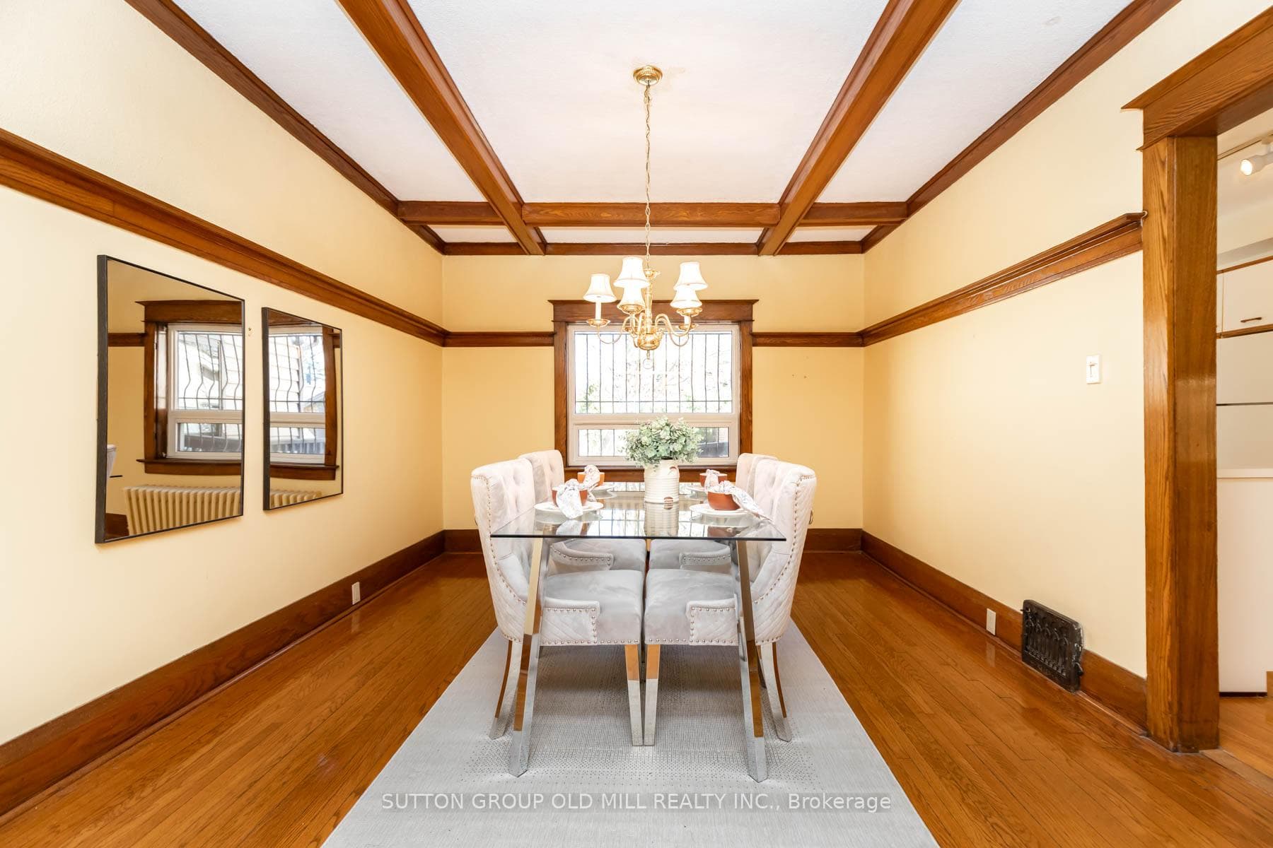 303 Durie Street photo 10