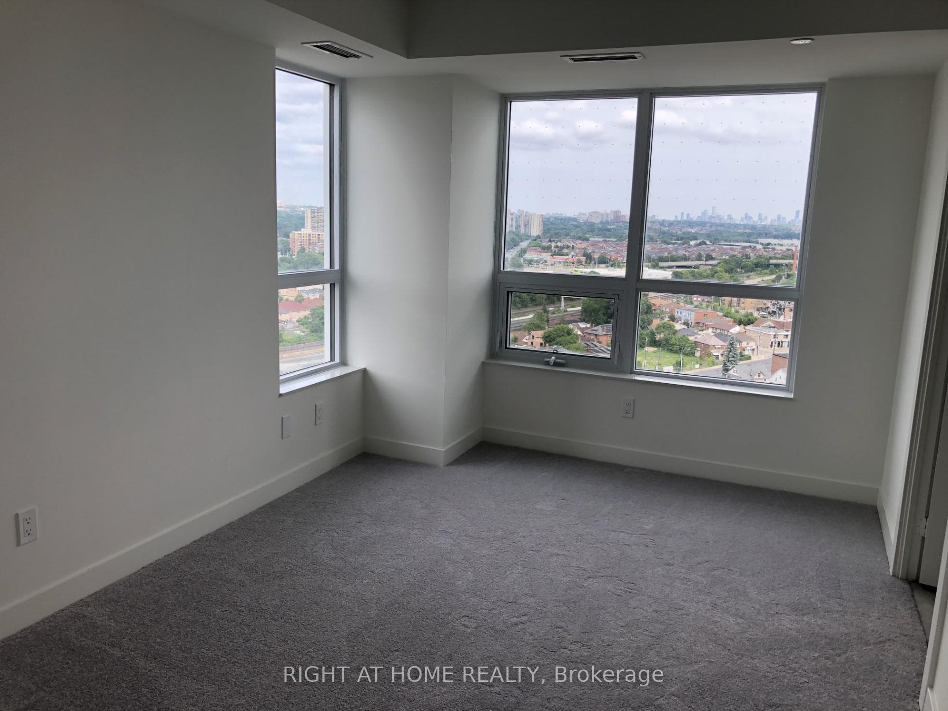 10 Wilby Crescent Unit 1801-P photo 6