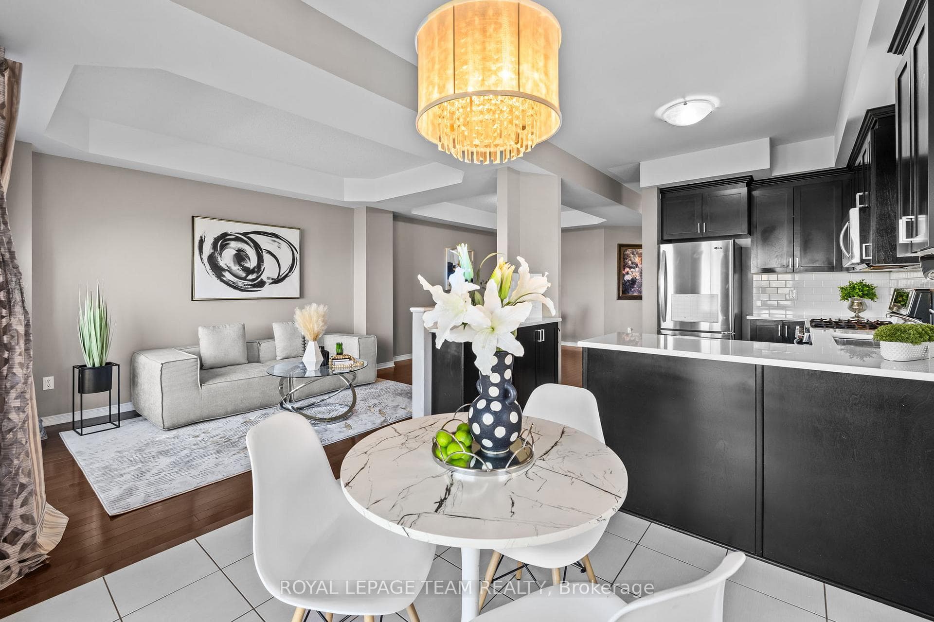 938 Torovin Private Avenue photo 12