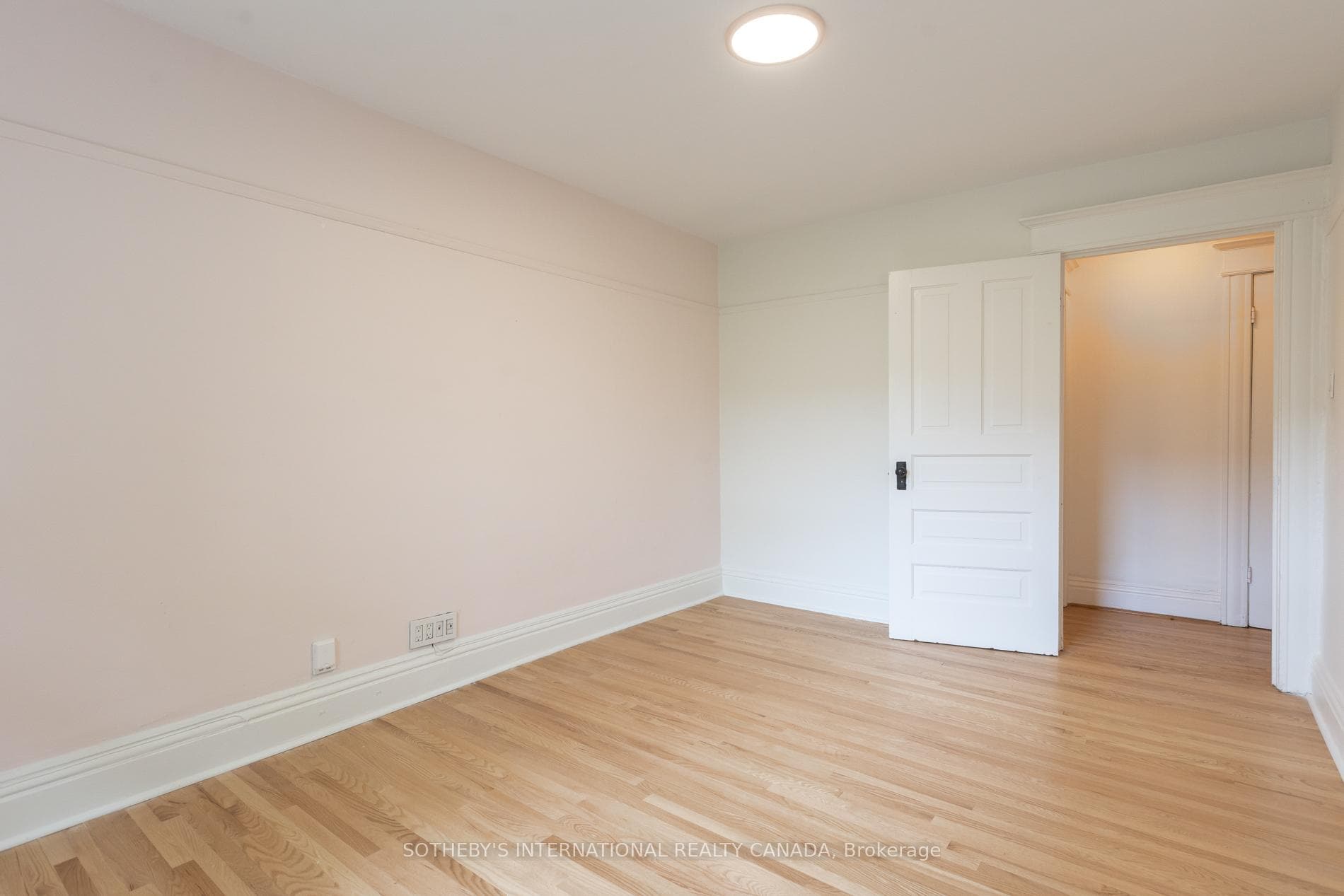 277 Crawford Street photo 21