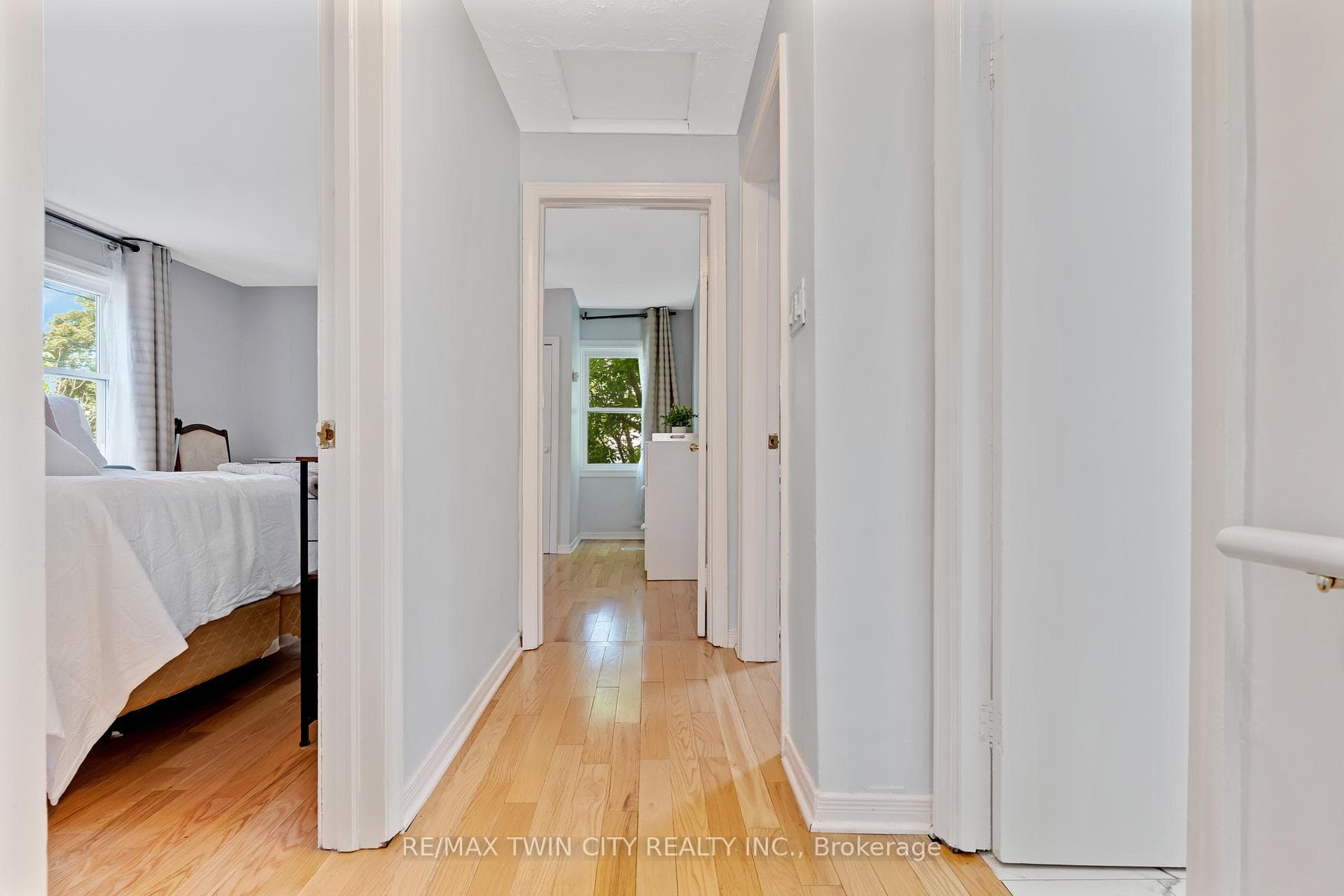 161 Hedley Street photo 20