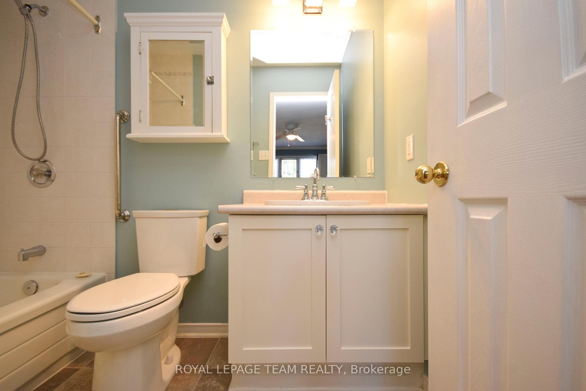 4 Piece Ensuite