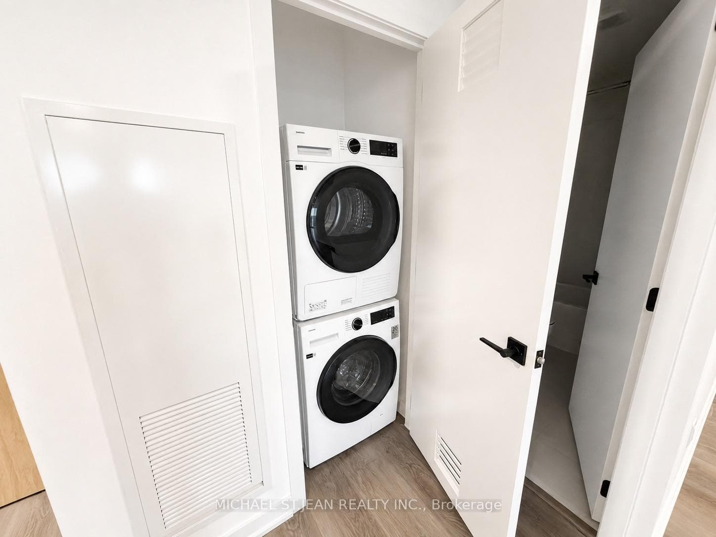 33 Erie Avenue Unit 1015 photo 12