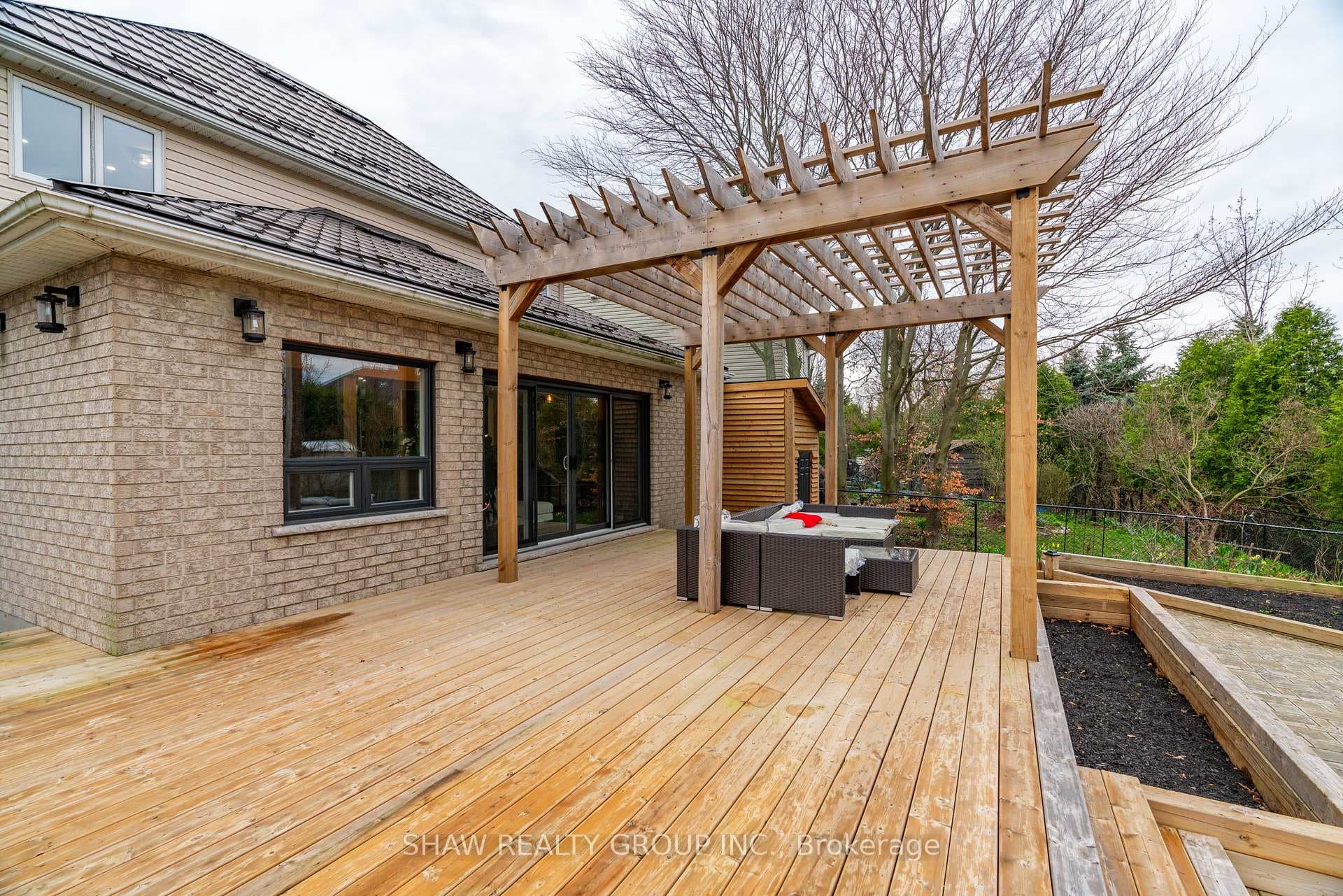 24 Gaw Crescent photo 32