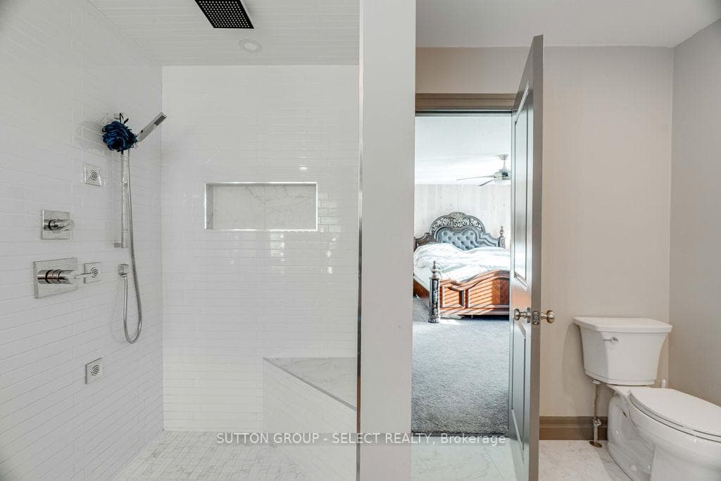 1841 CEDARHOLLOW Boulevard photo 28
