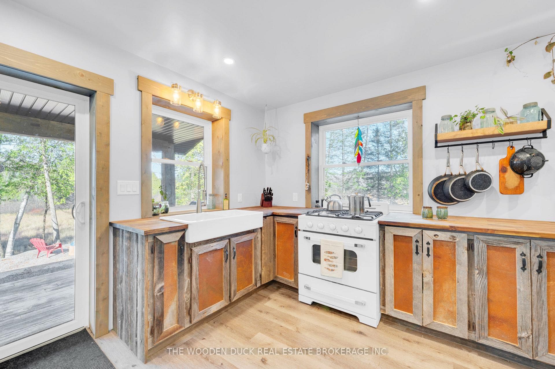 142 Glanmire Lake Road photo 11