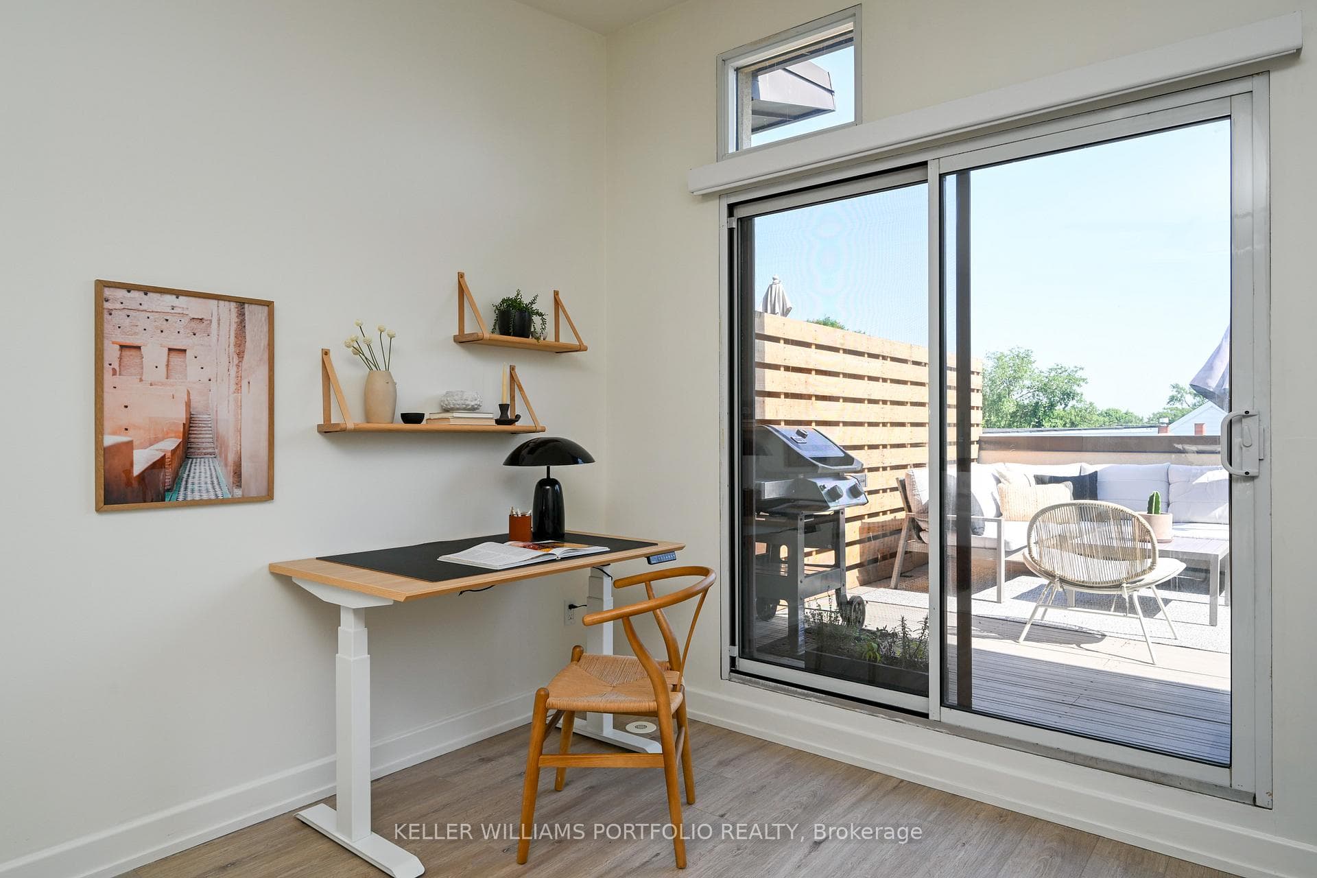 235 Medland Street Unit 208 photo 19