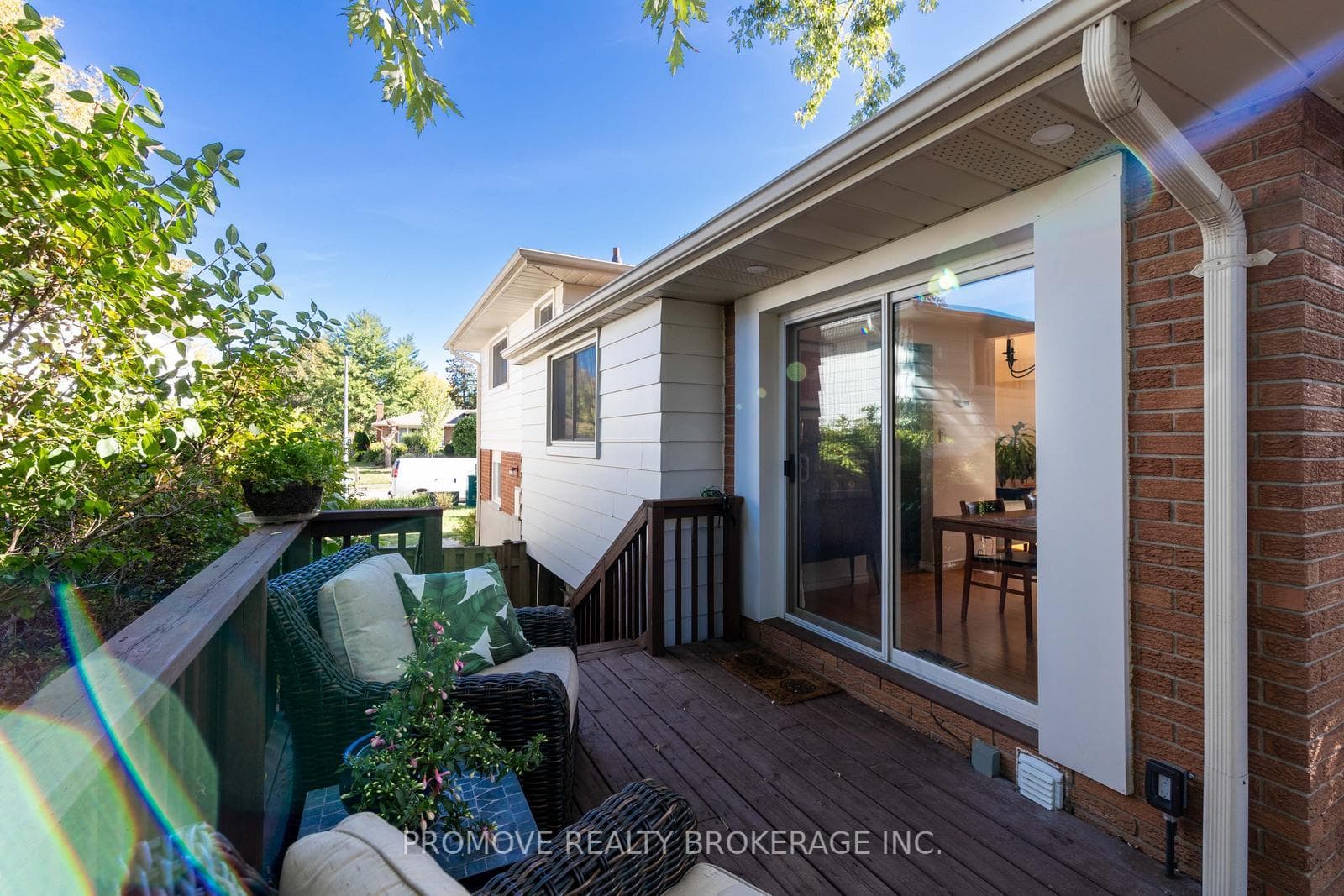 78 Devere Drive photo 37