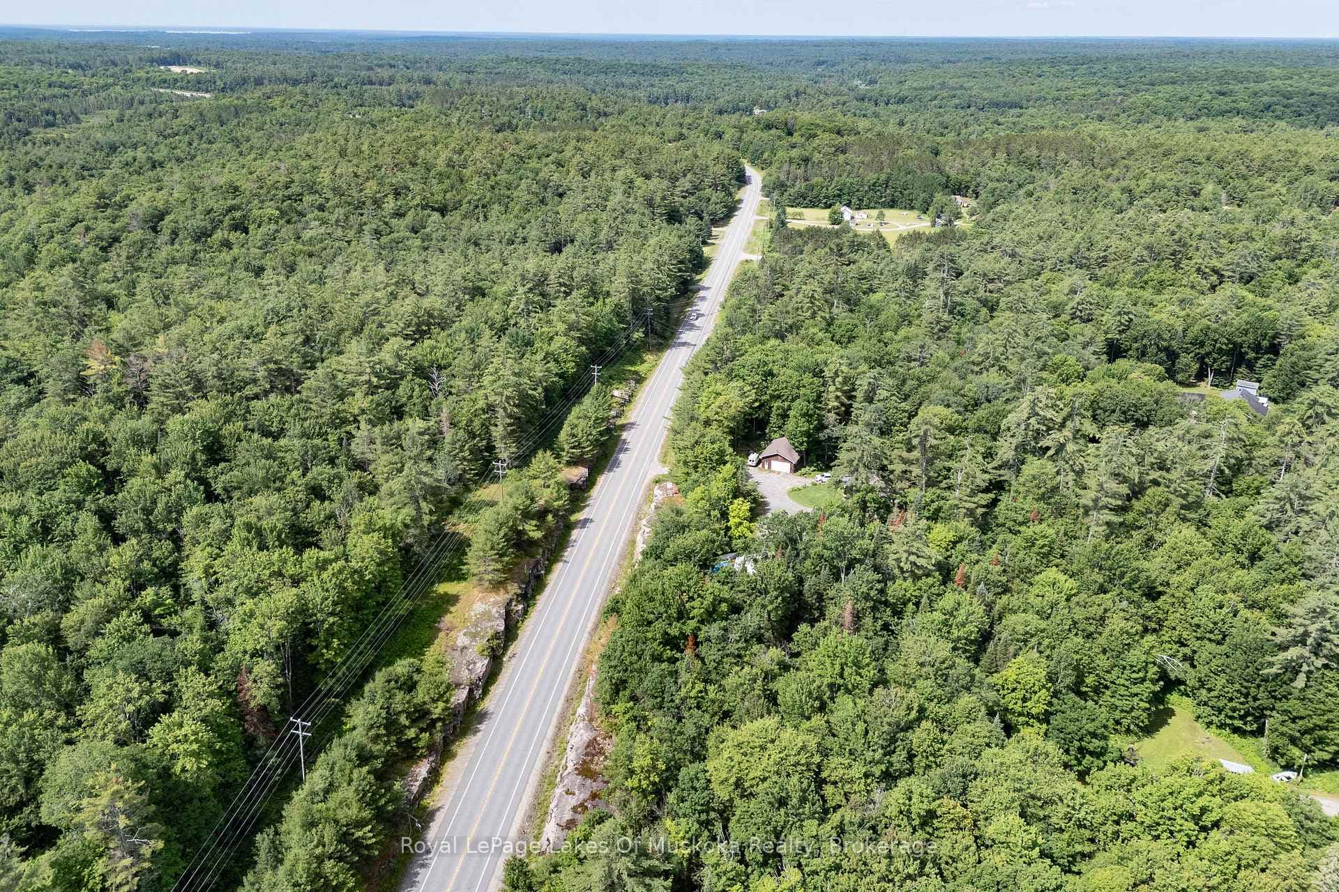 1170 Muskoka 117 Road photo 31