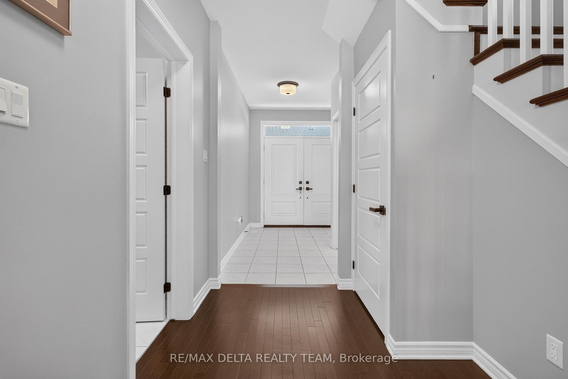 2834 Grand Canal Street photo 8