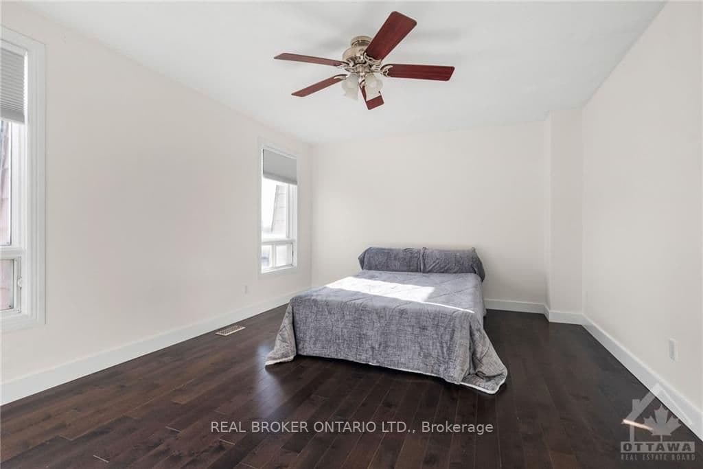 6084 VINEYARD Drive photo 14