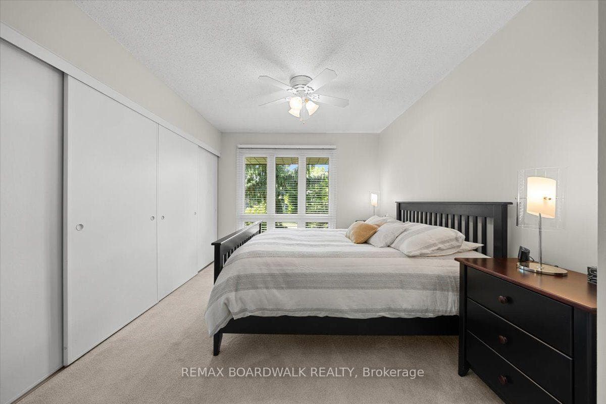 15 Selwyn Crescent photo 31