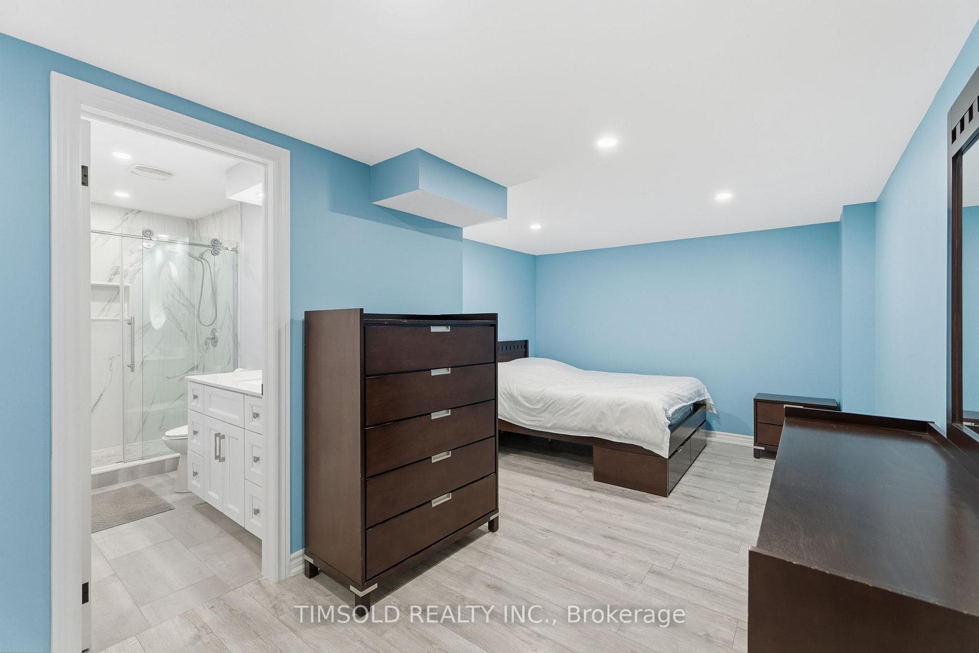 281 Angus Glen Boulevard photo 41
