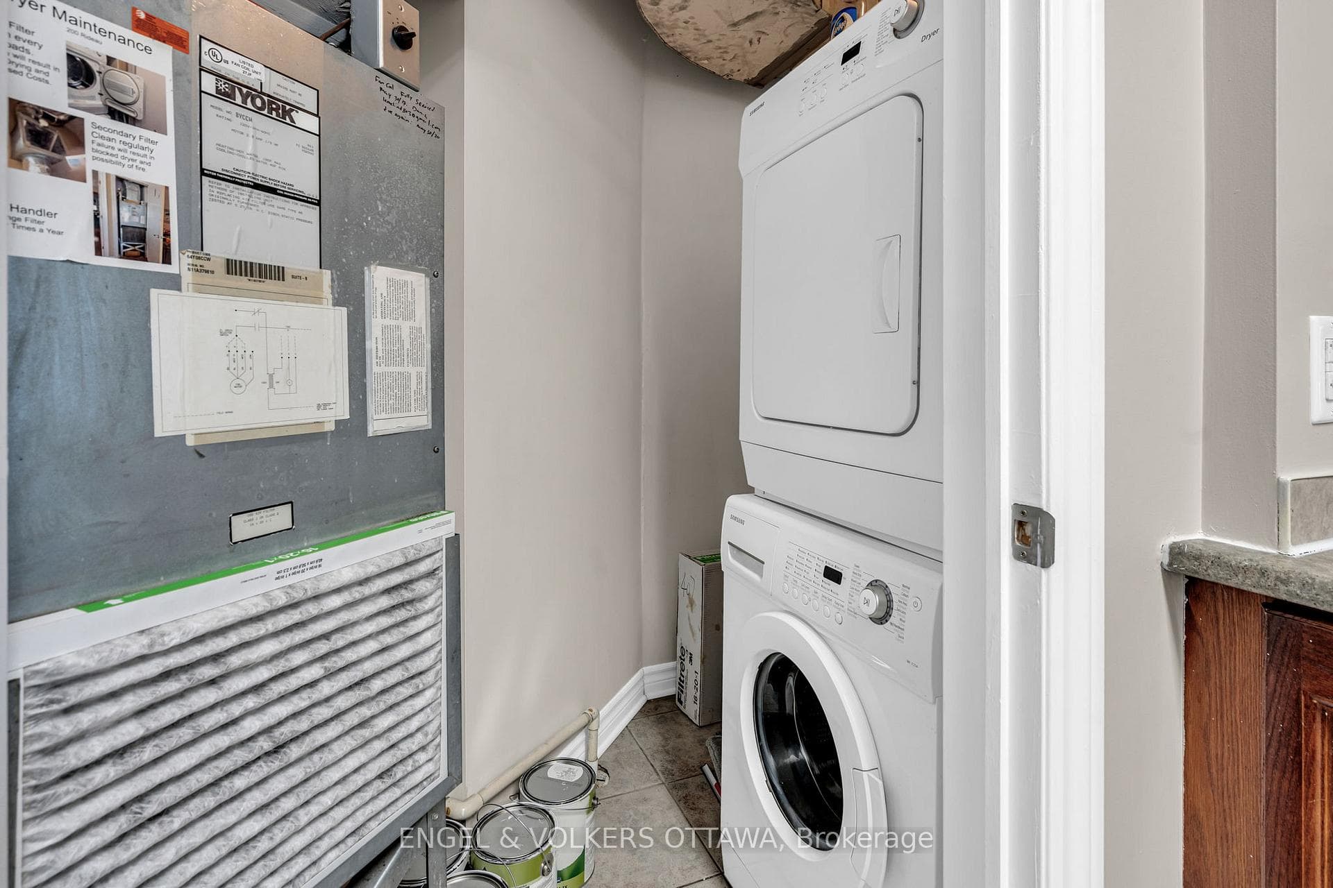 200 Rideau Street Unit 407 photo 19