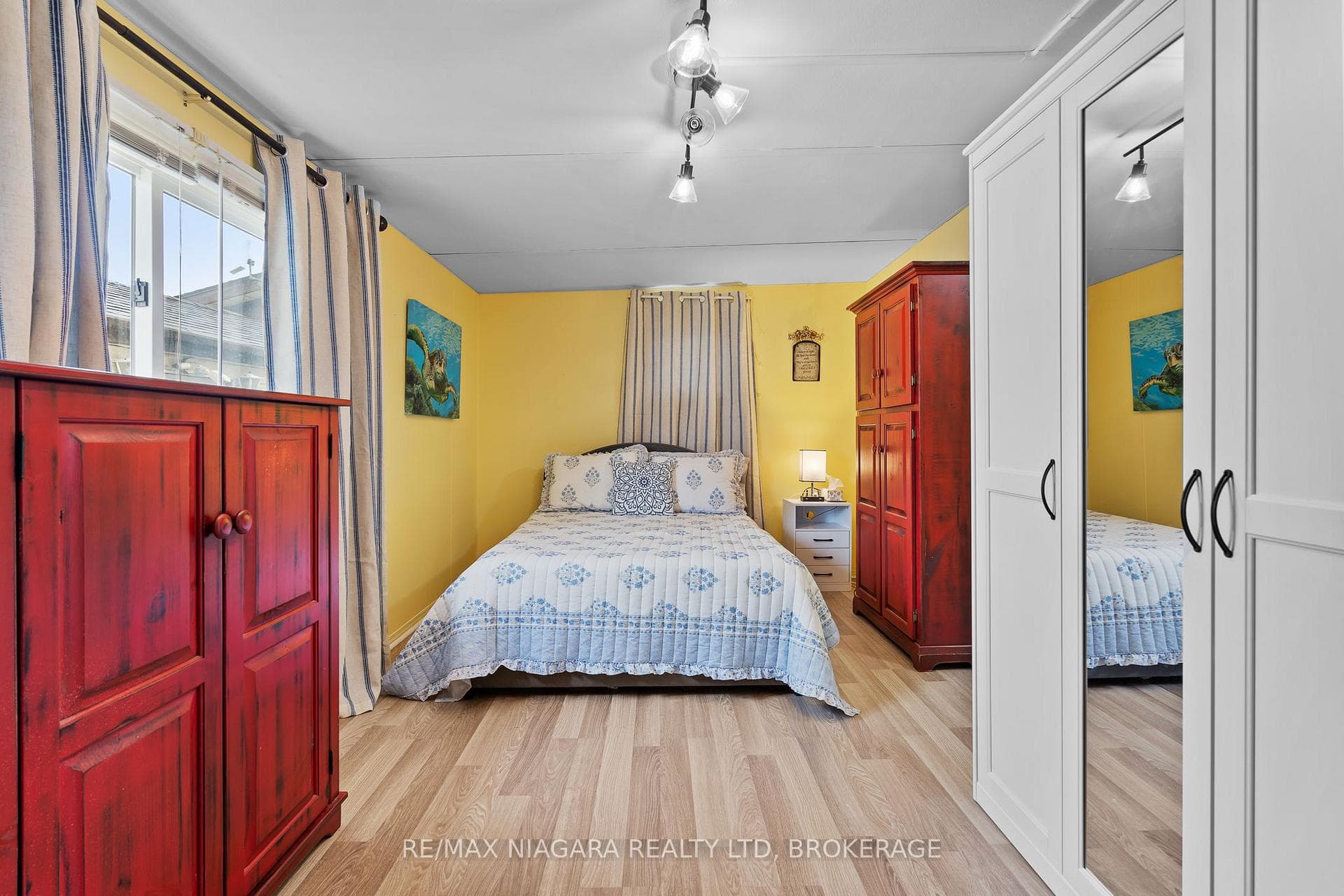 3033 Townline Road Unit 2 photo 15
