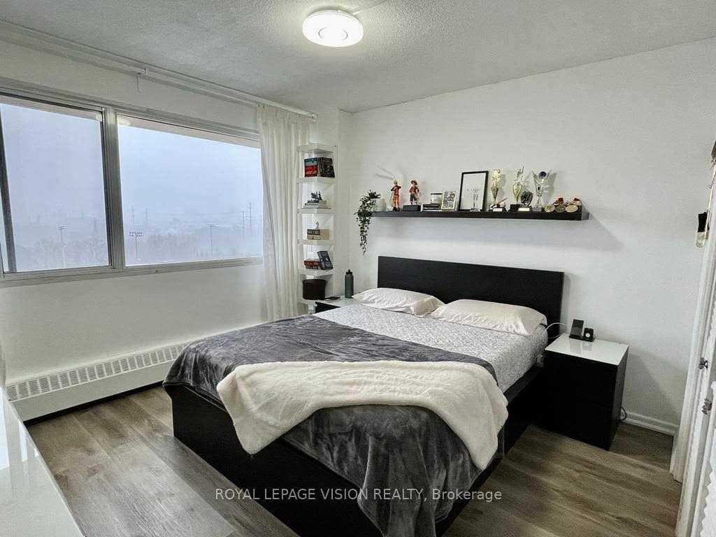 715 Don Mills Road Unit 1108 photo 14