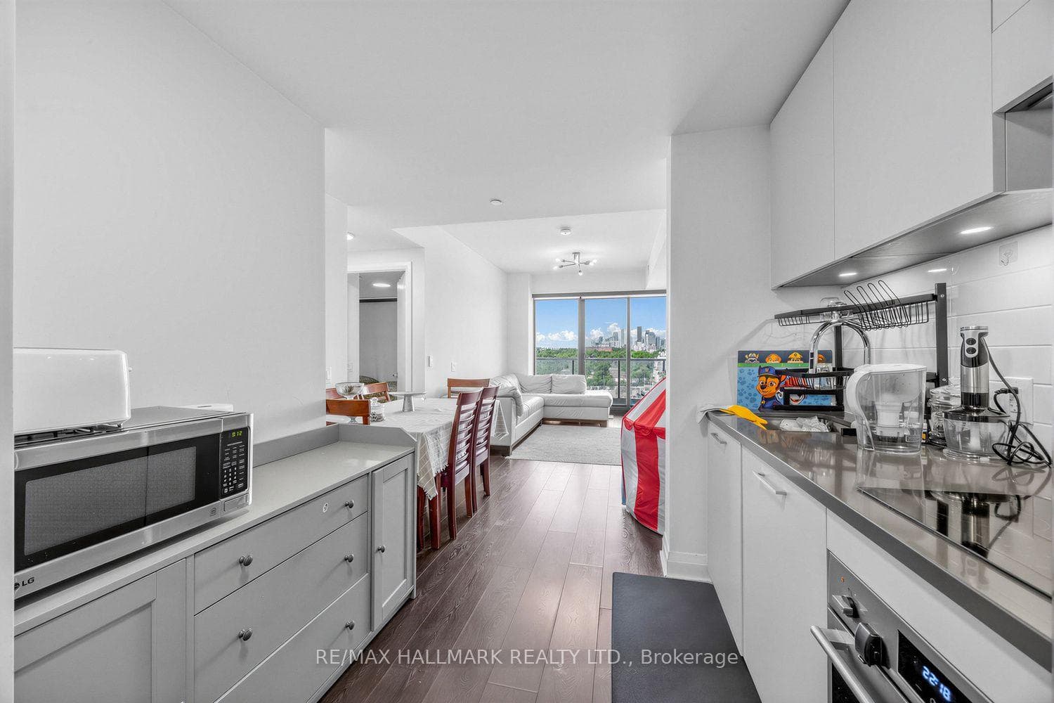 33 Frederick Todd Way Unit 902 photo 6