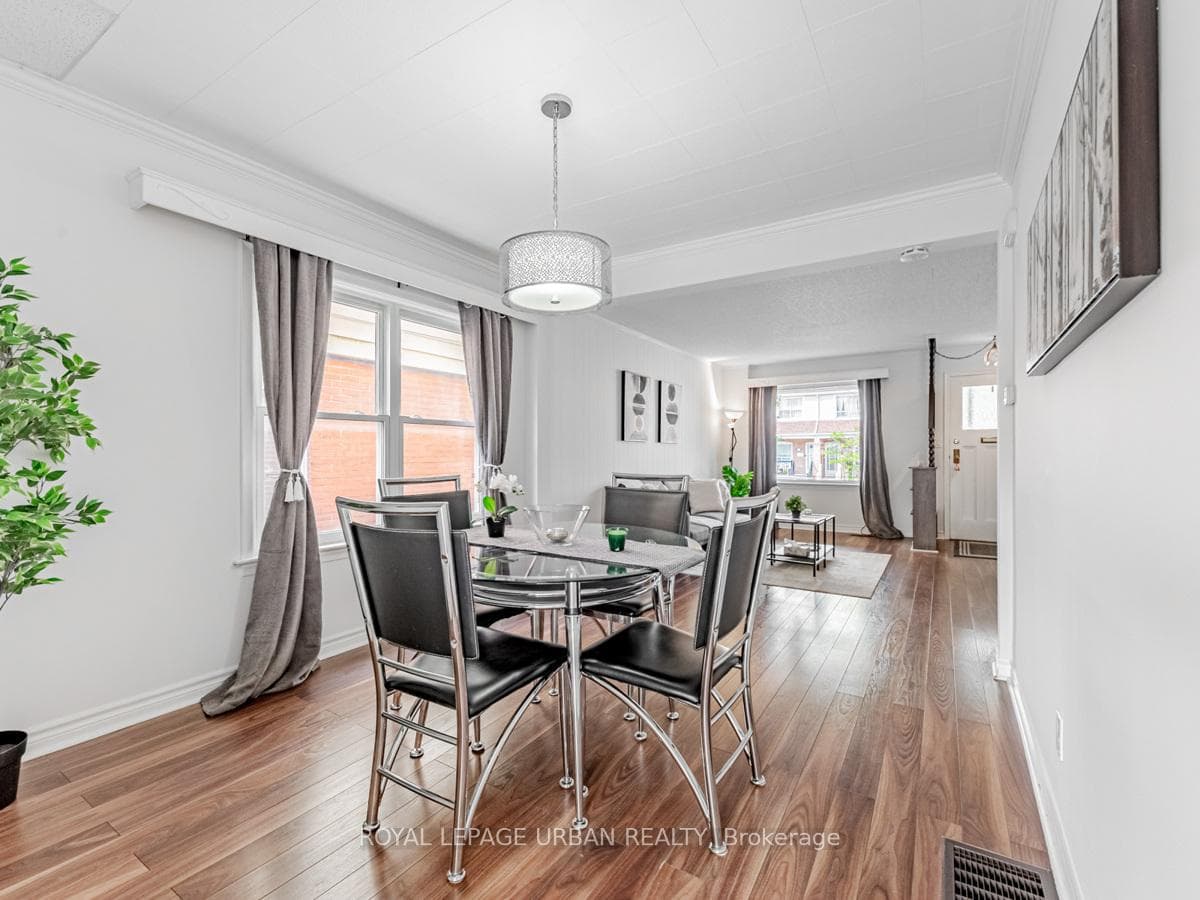 89 Milverton Boulevard photo 12