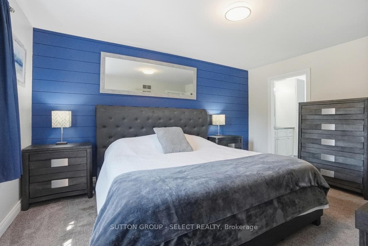 60 Edgevalley Road photo 26