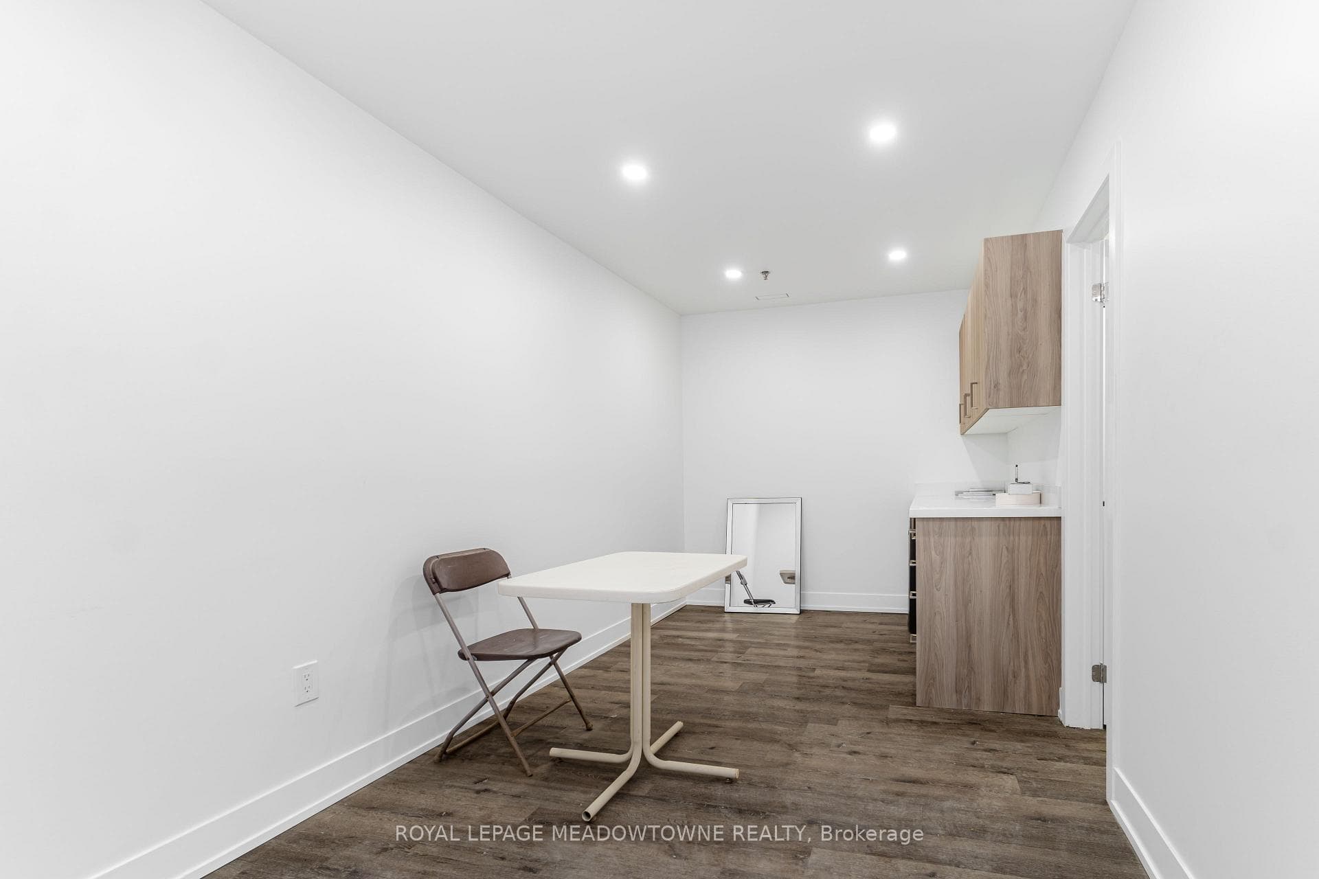 17-830 Rowntree Dairy Road, Vaughan