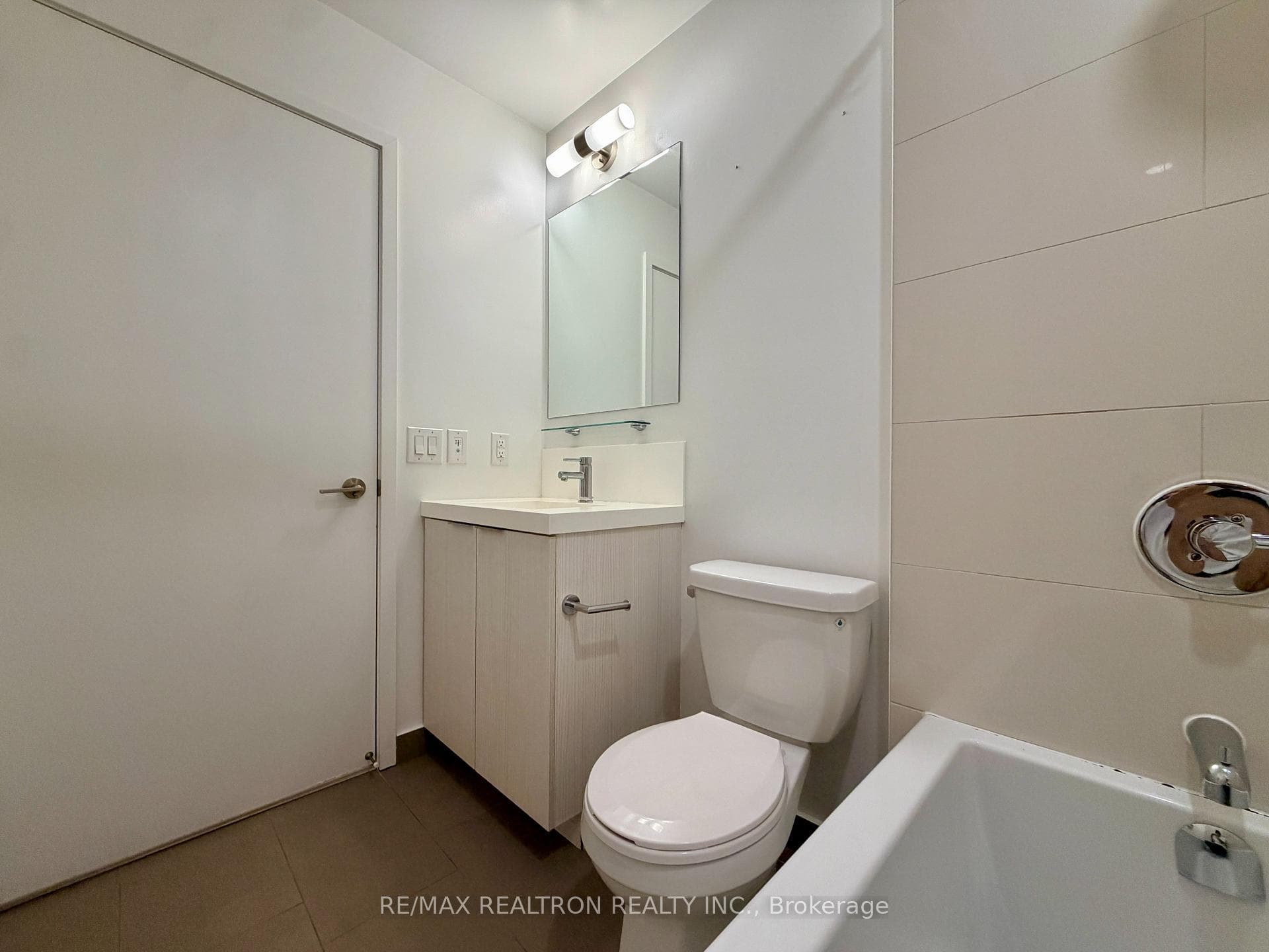 38 Tubman Avenue photo 16