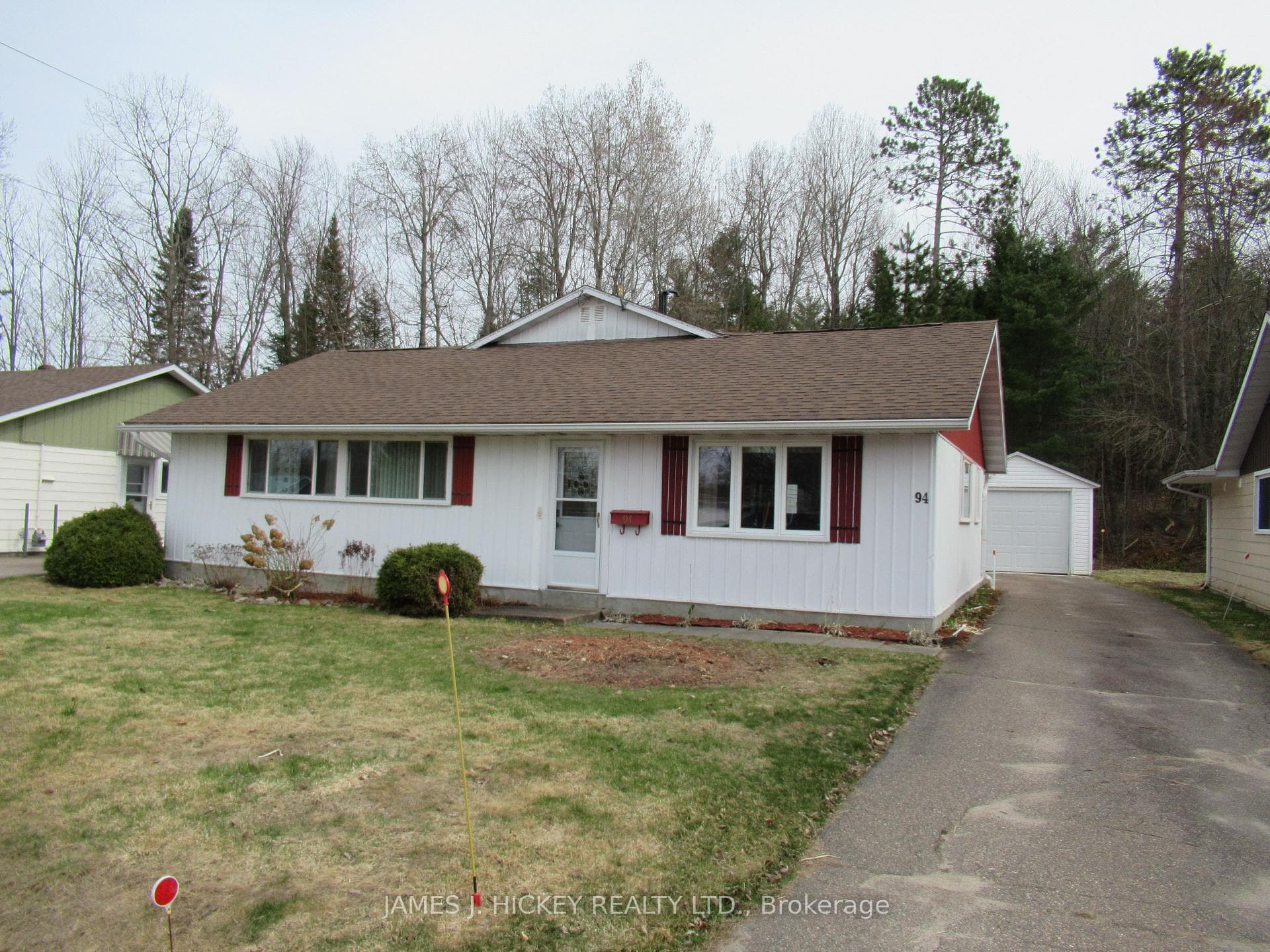 94 Glendale Avenue photo 1