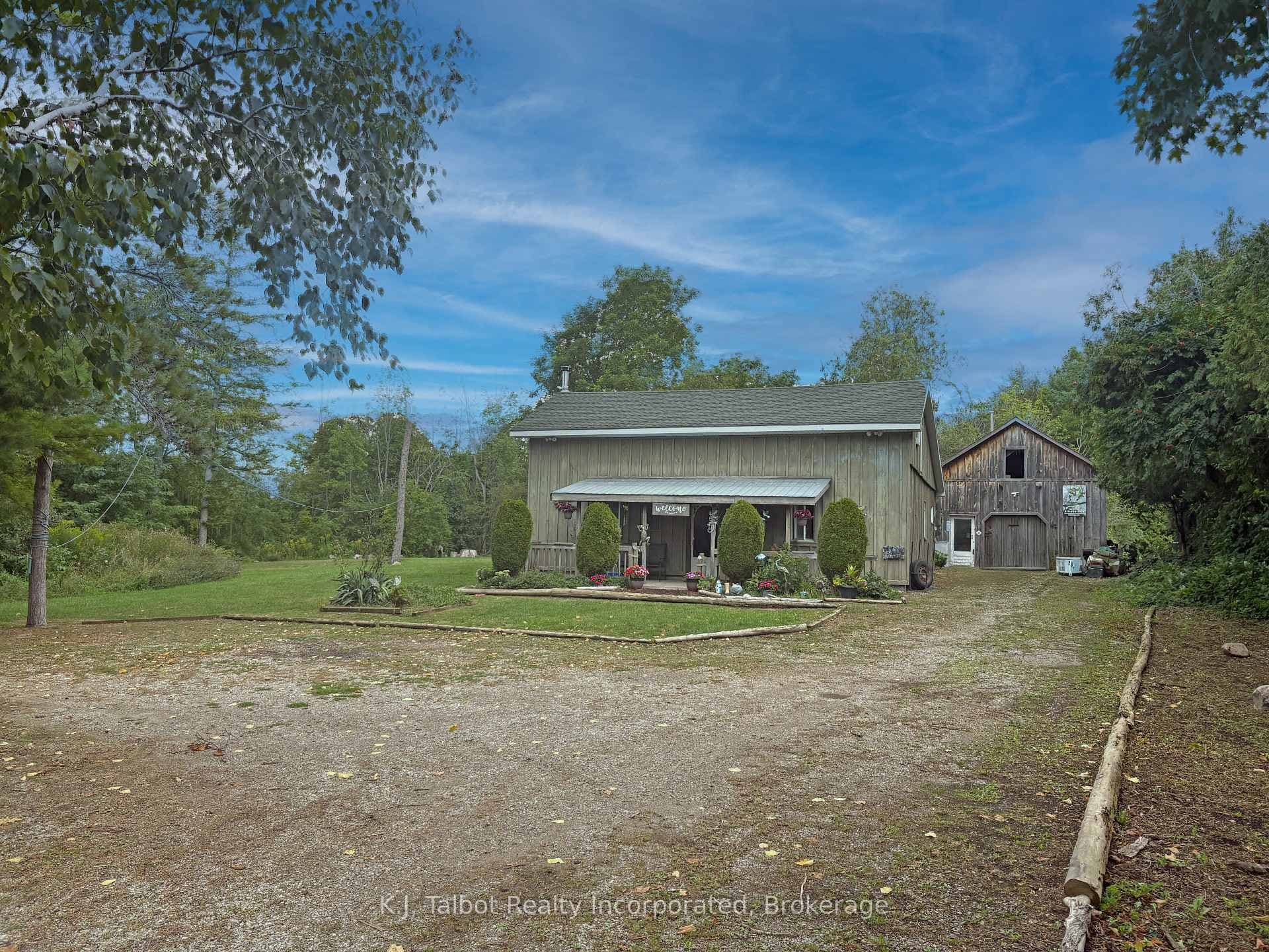 82044 Bluewater Highway photo 3