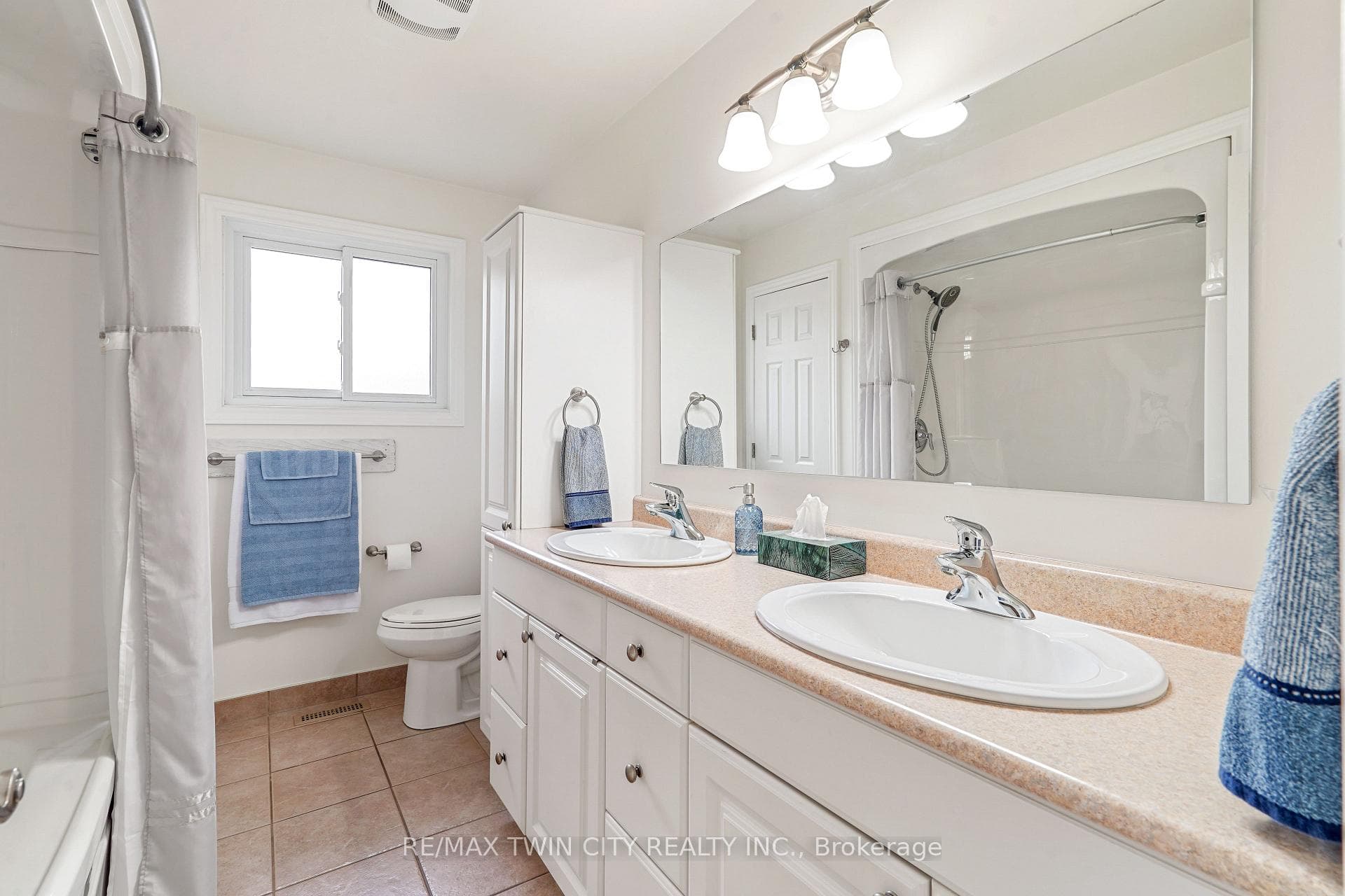 20 Marvin Avenue photo 15