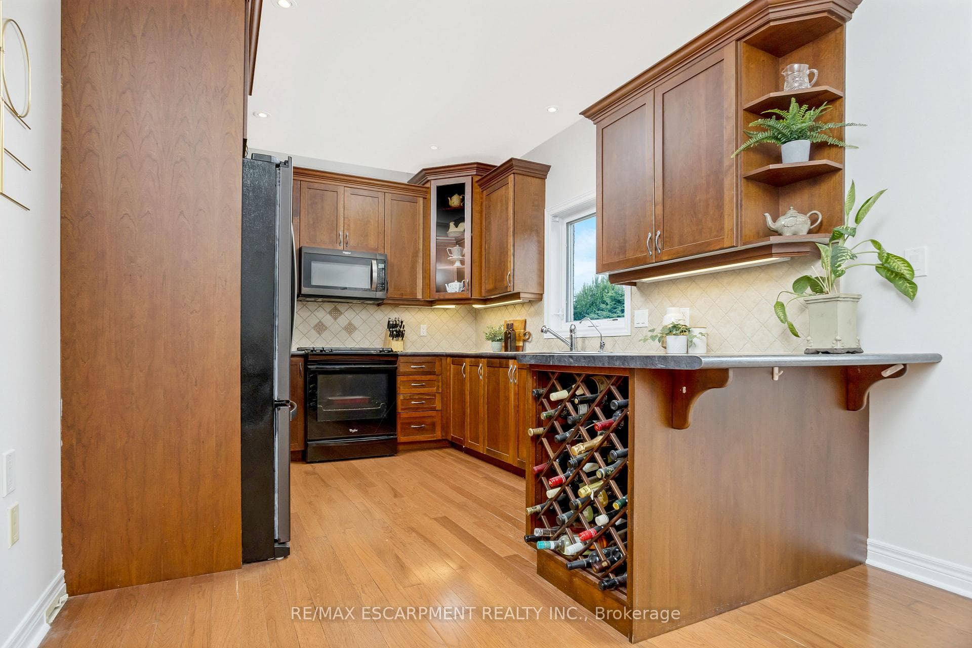 145 Wheeler Court photo 10