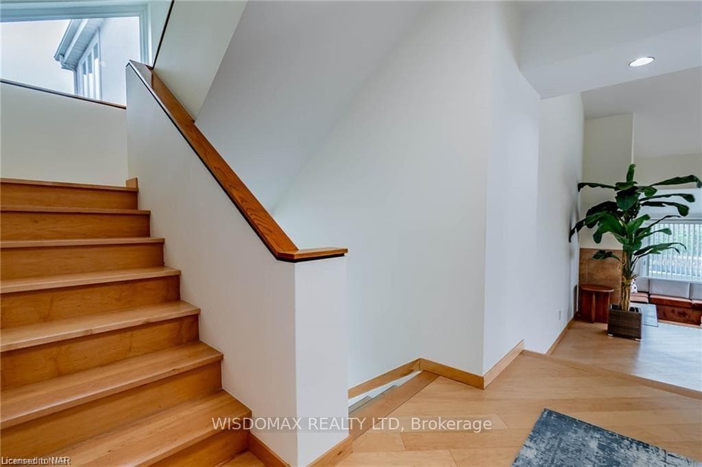 5109 RIVER Road photo 19