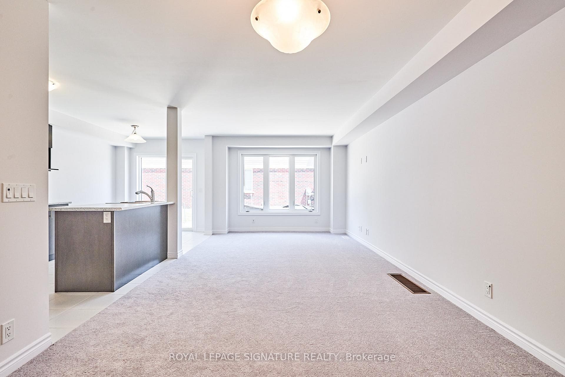 56 Great Gabe Crescent photo 5