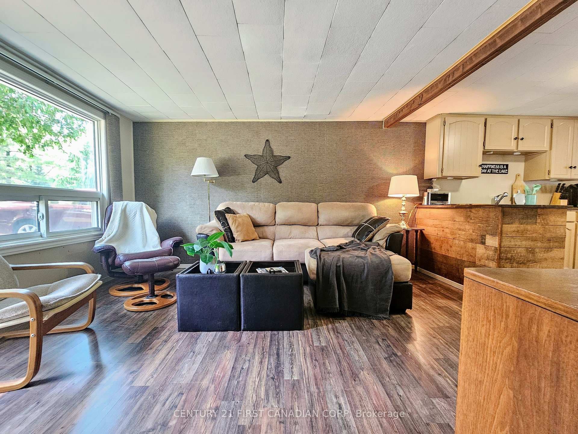 6346 London Road photo 13