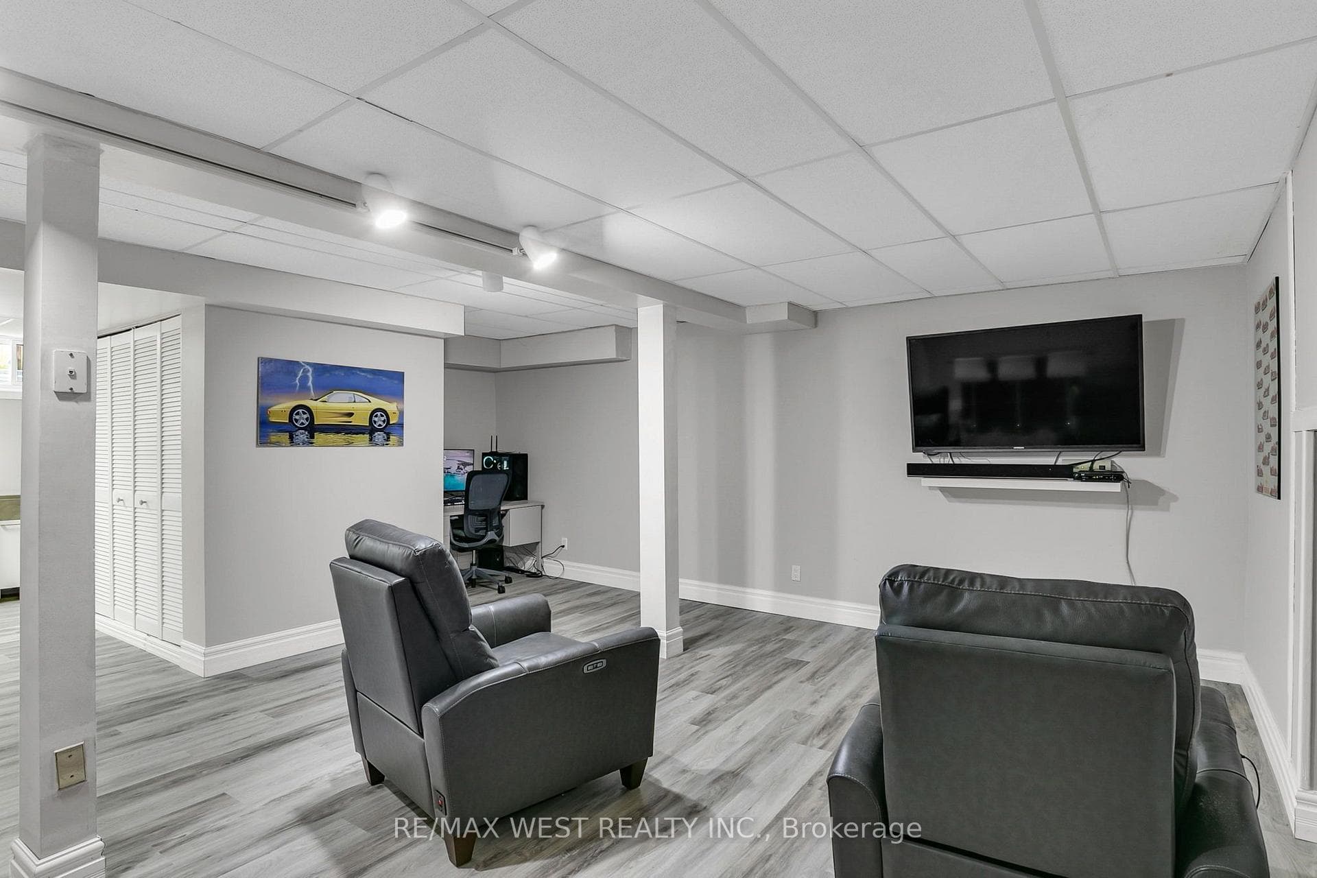 930 Maramis Court photo 39