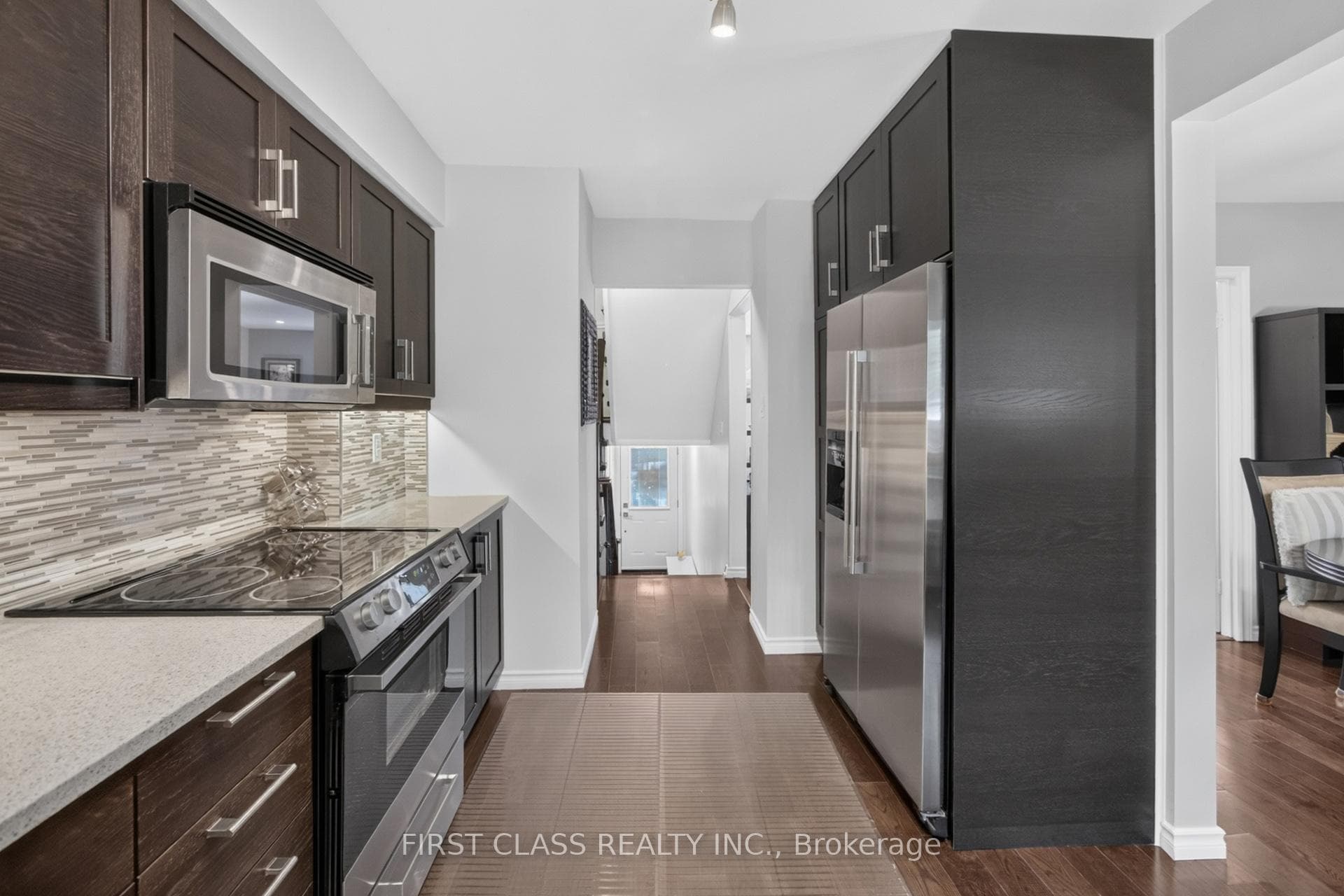 202 Royal Orchard Boulevard photo 24