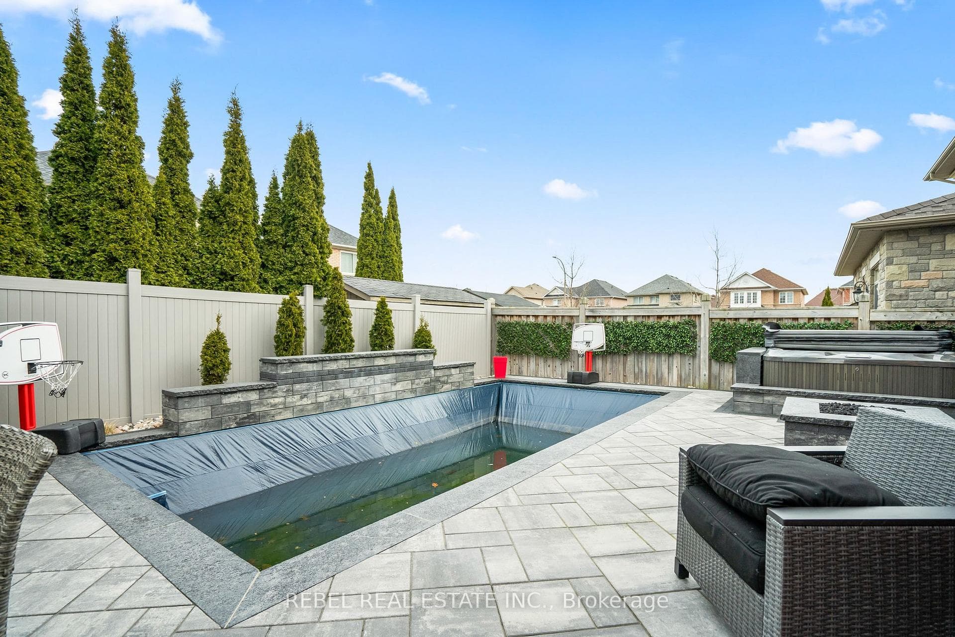 44 Serene Court photo 34