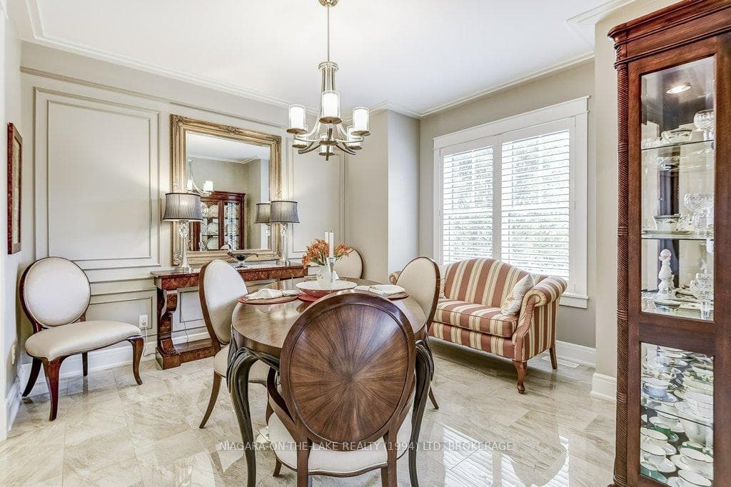 15 Meritage Lane Unit 8 photo 8