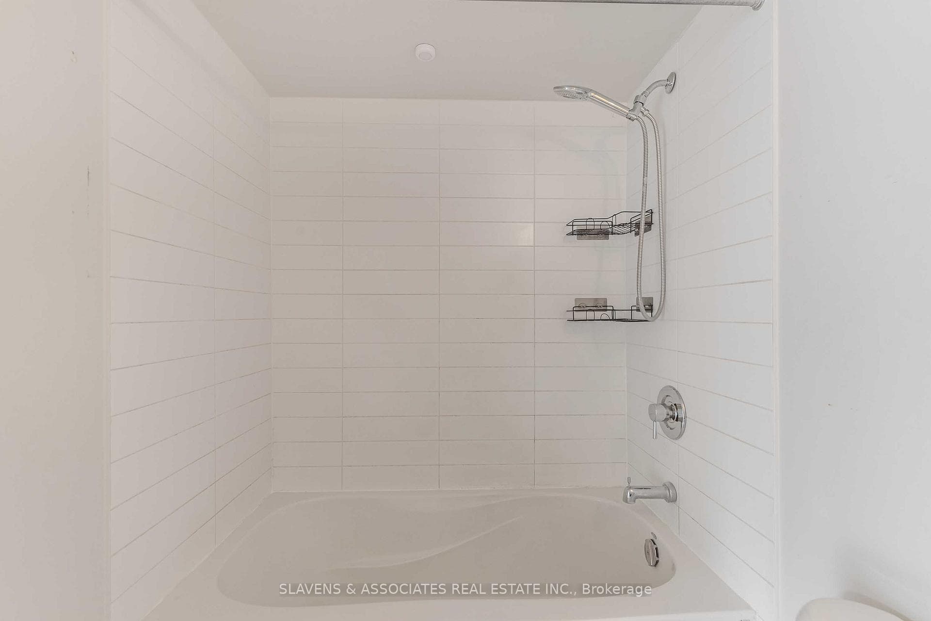 126 Simcoe Street Unit 1407 photo 24