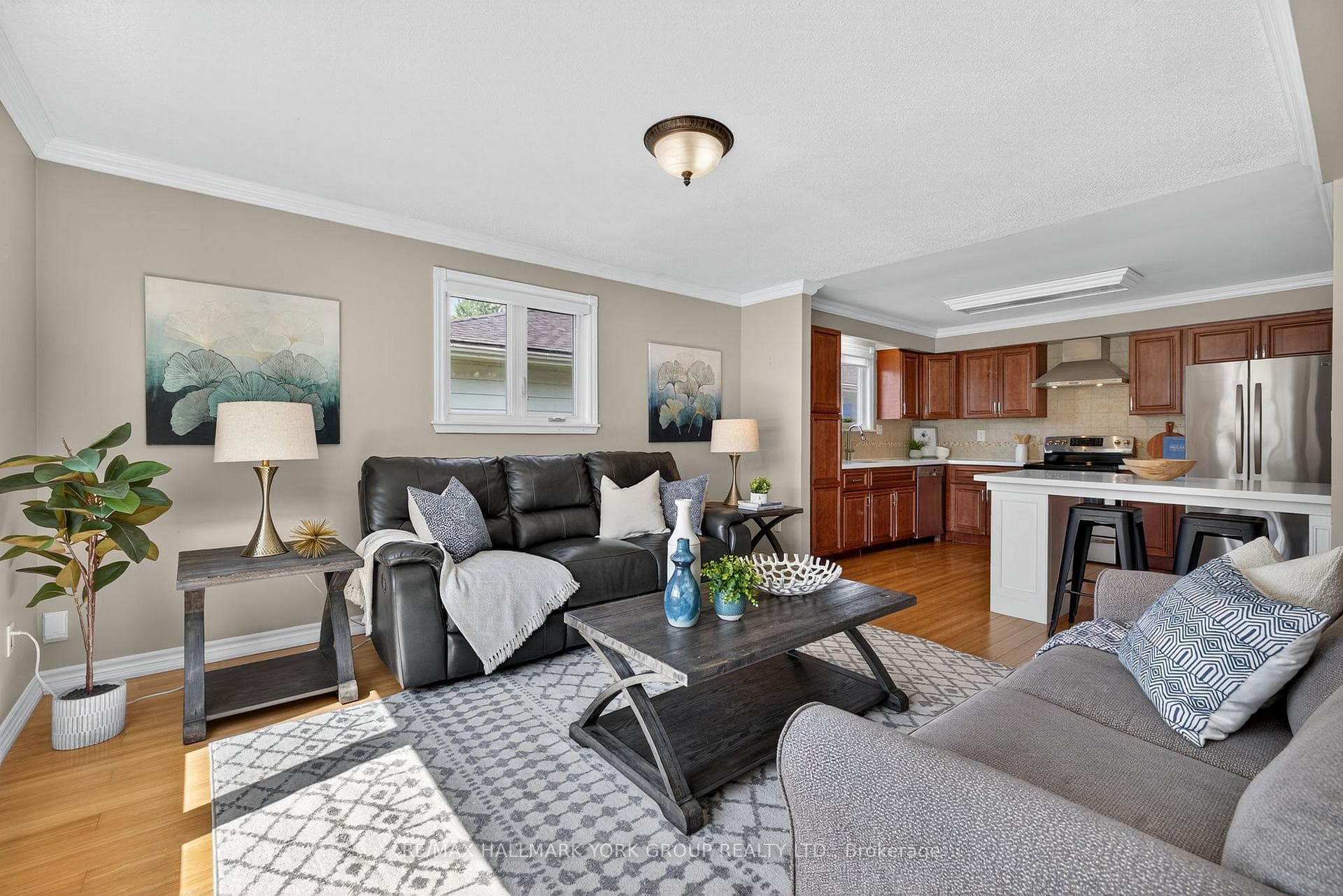 681 Lake Drive photo 4