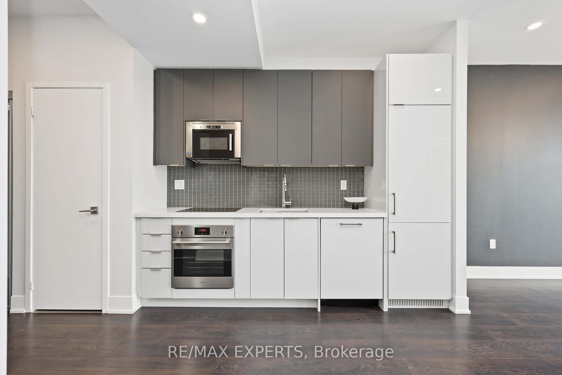 2908 Highway 7 Road Unit 2806 photo 11