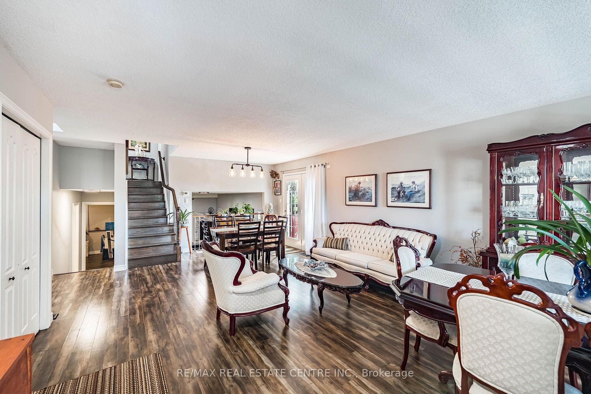 267 Montgomery Boulevard photo 7