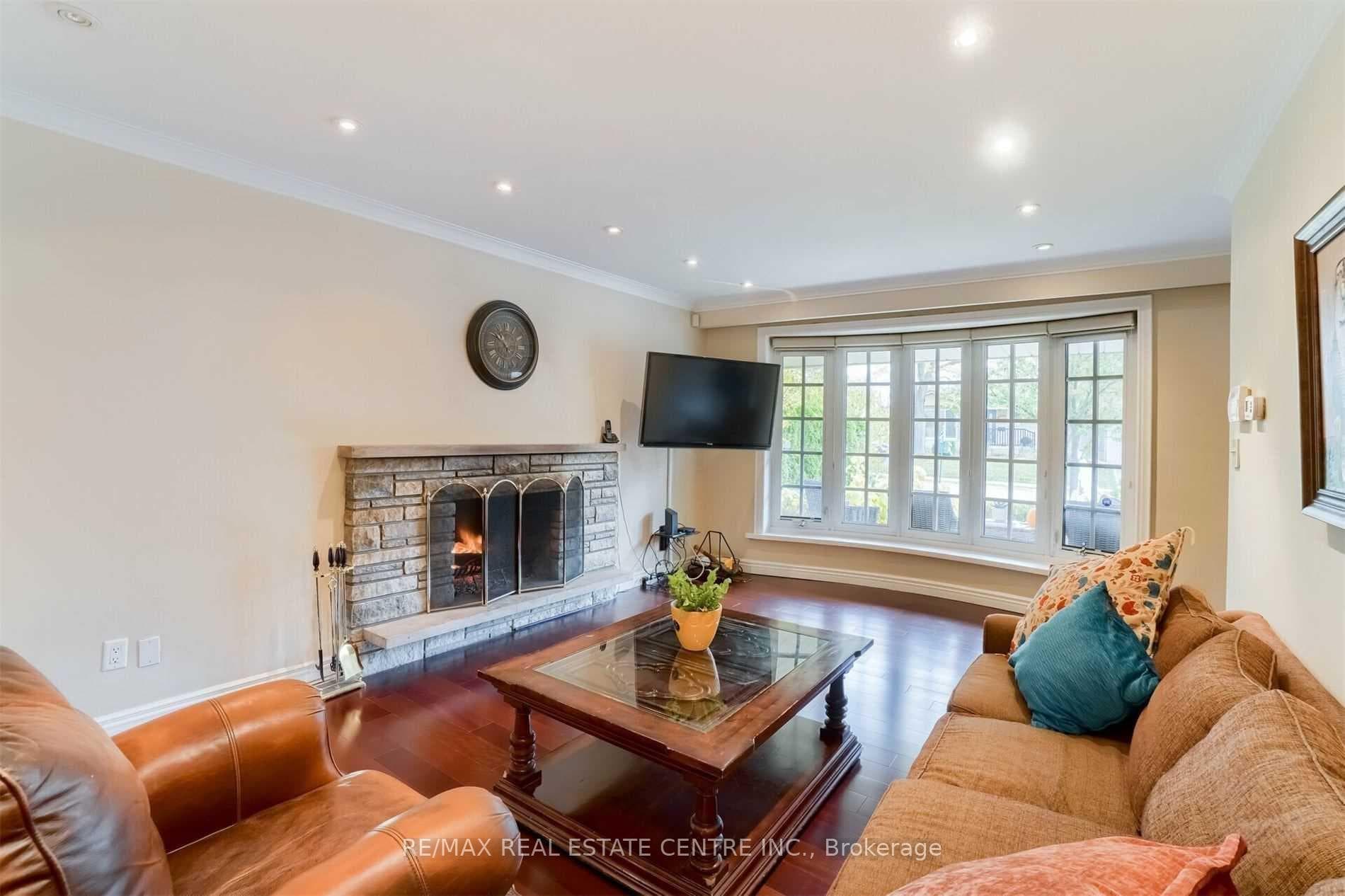 41 Clearside Place photo 7