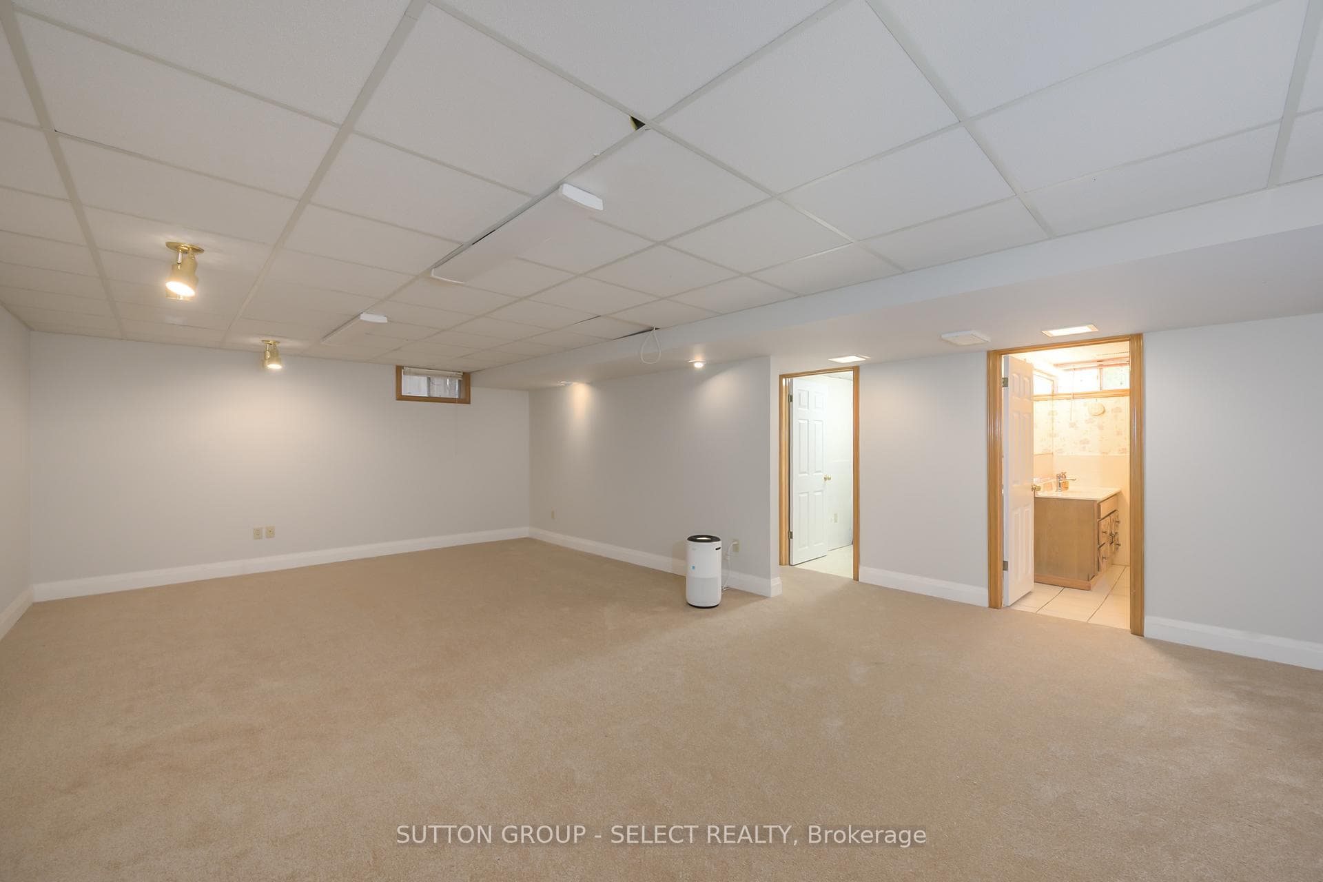 11 Chesham Grove photo 28