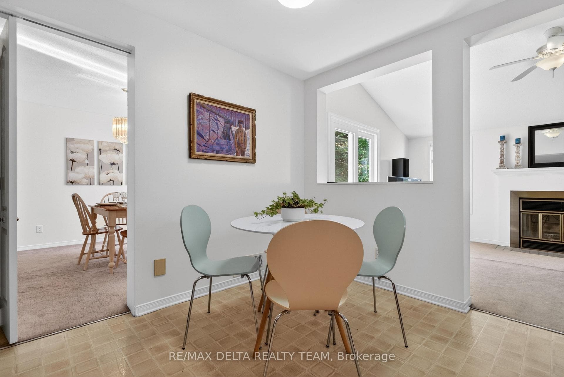 664 Thicket Way photo 21