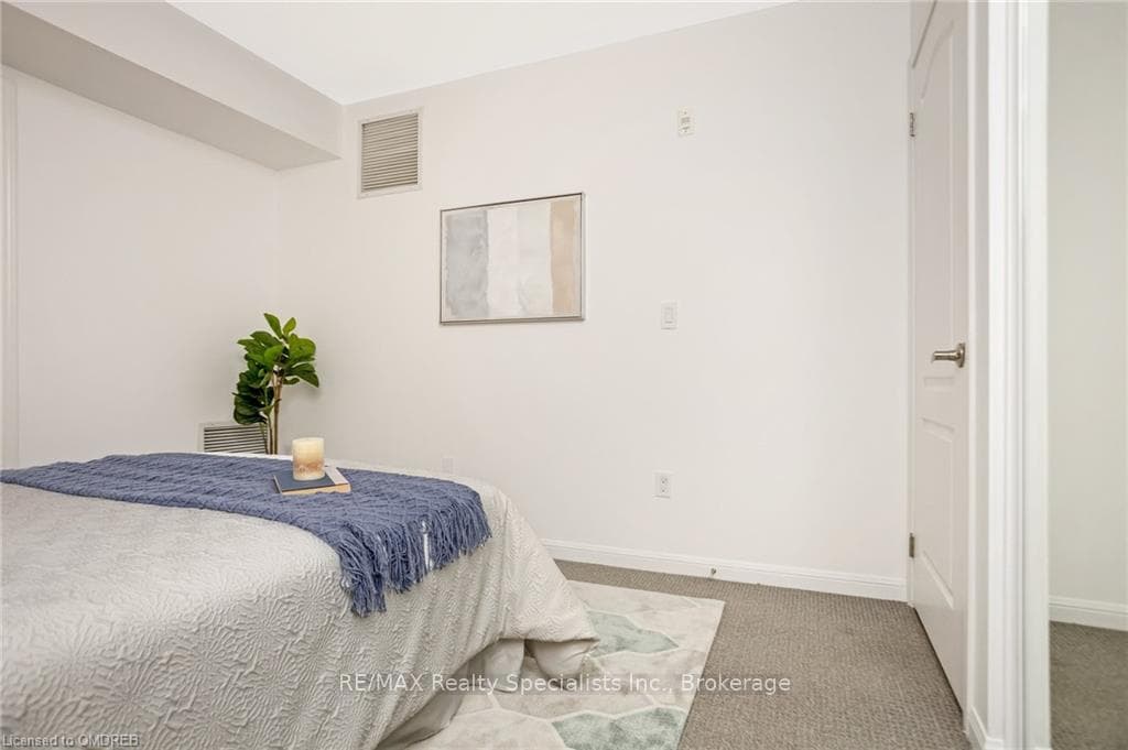 1005 NADALIN Heights Unit 101 photo 20