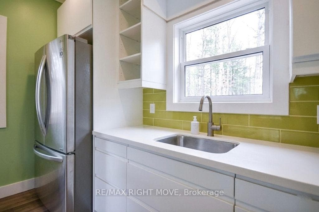 Secondary Unit Kitchen