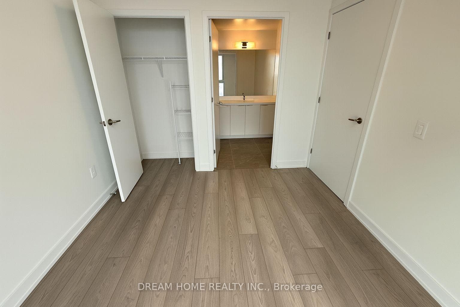 5858 Yonge Street Unit 1710 photo 12