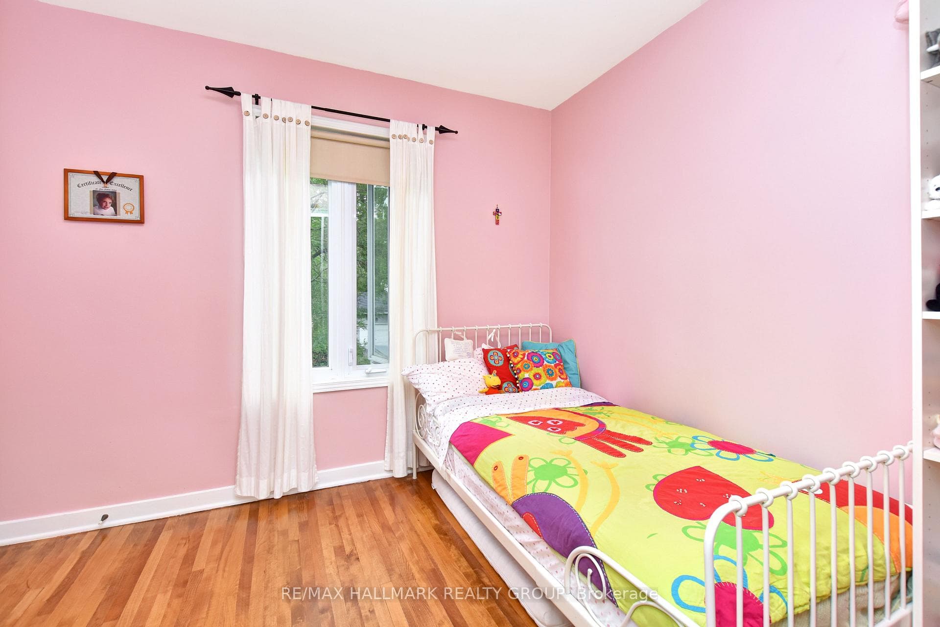 32 Arundel Avenue photo 19